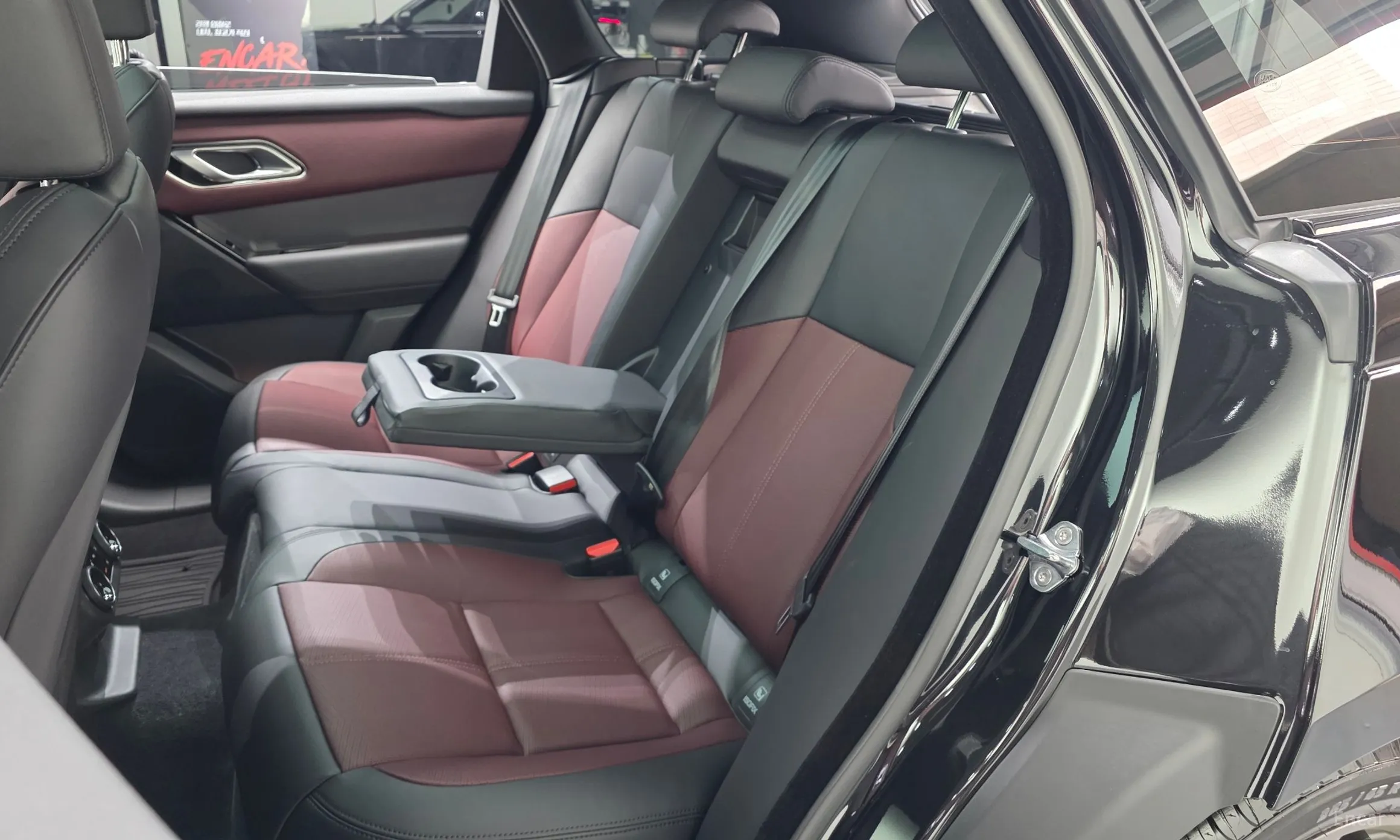 Land Rover Range Rover Bella превью 5