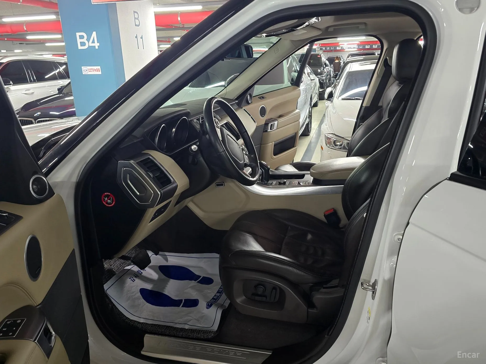 Land Rover Range Rover Sport 2nd Generation превью 10