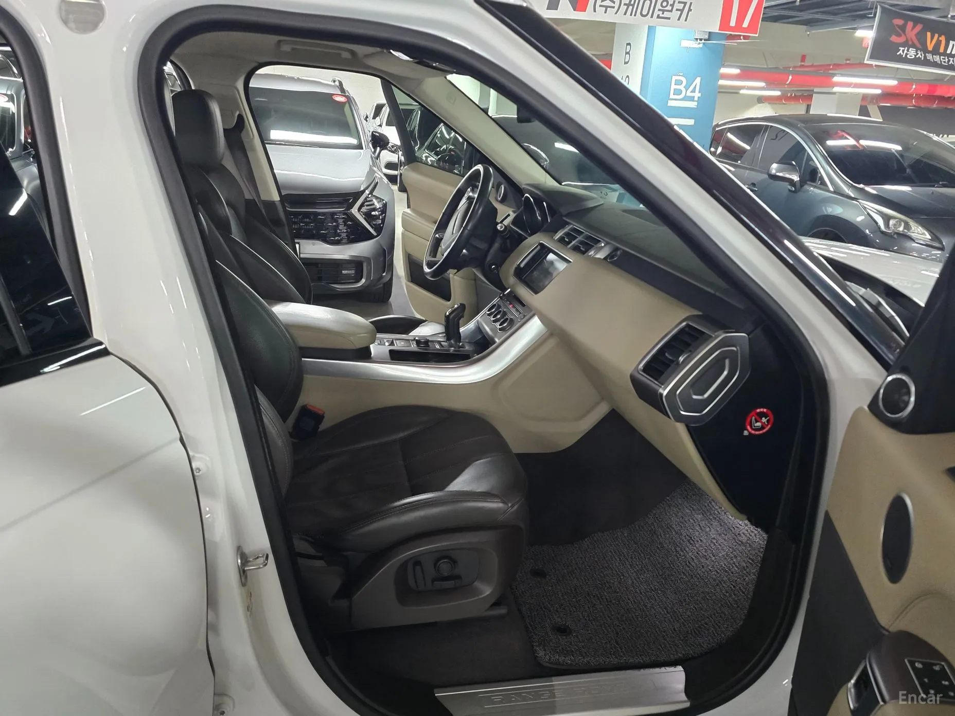 Land Rover Range Rover Sport 2nd Generation превью 14
