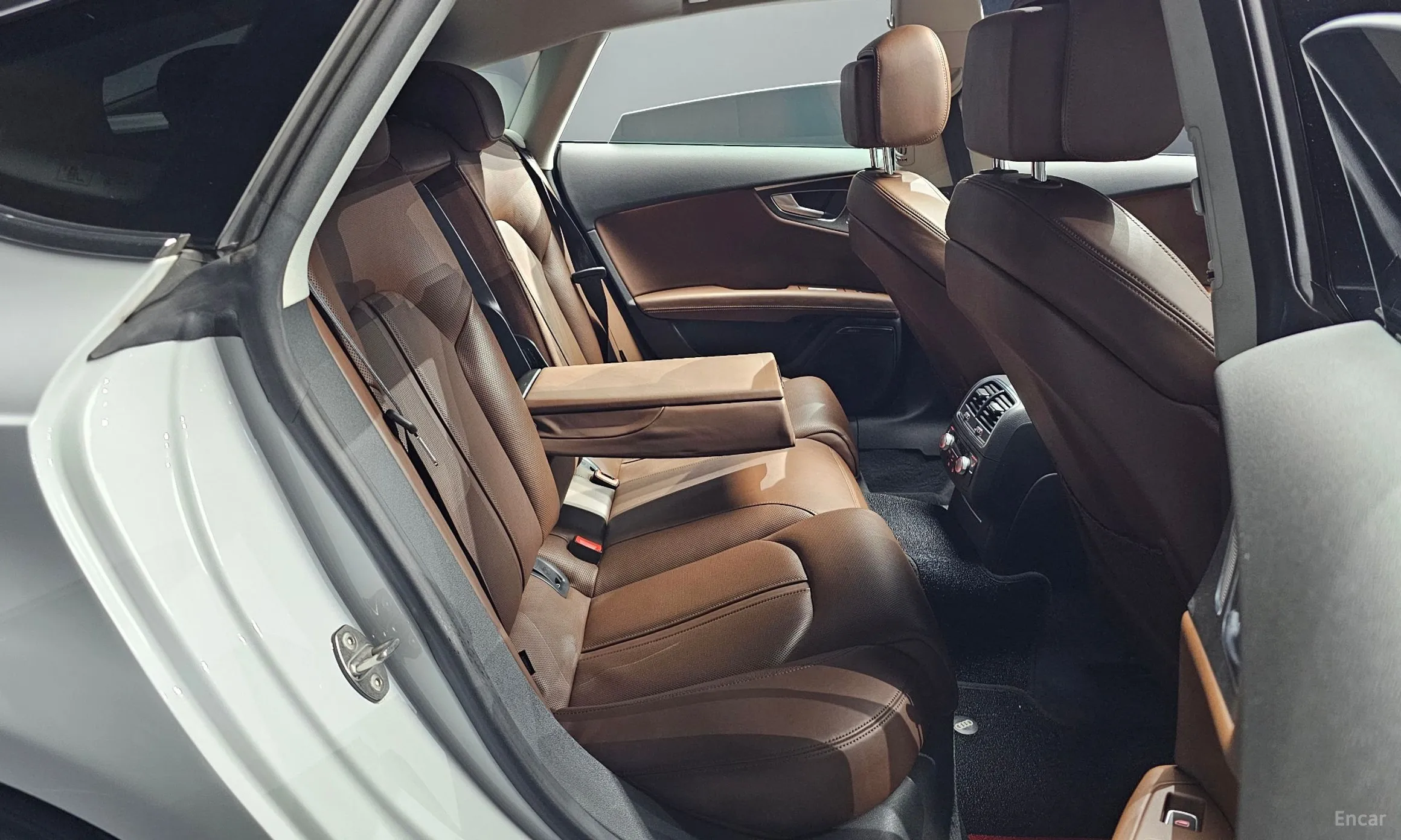 Audi A7 превью 12
