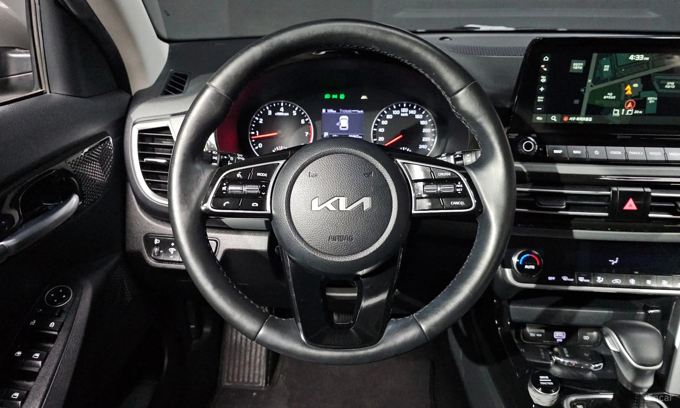 Kia Seltos превью 12