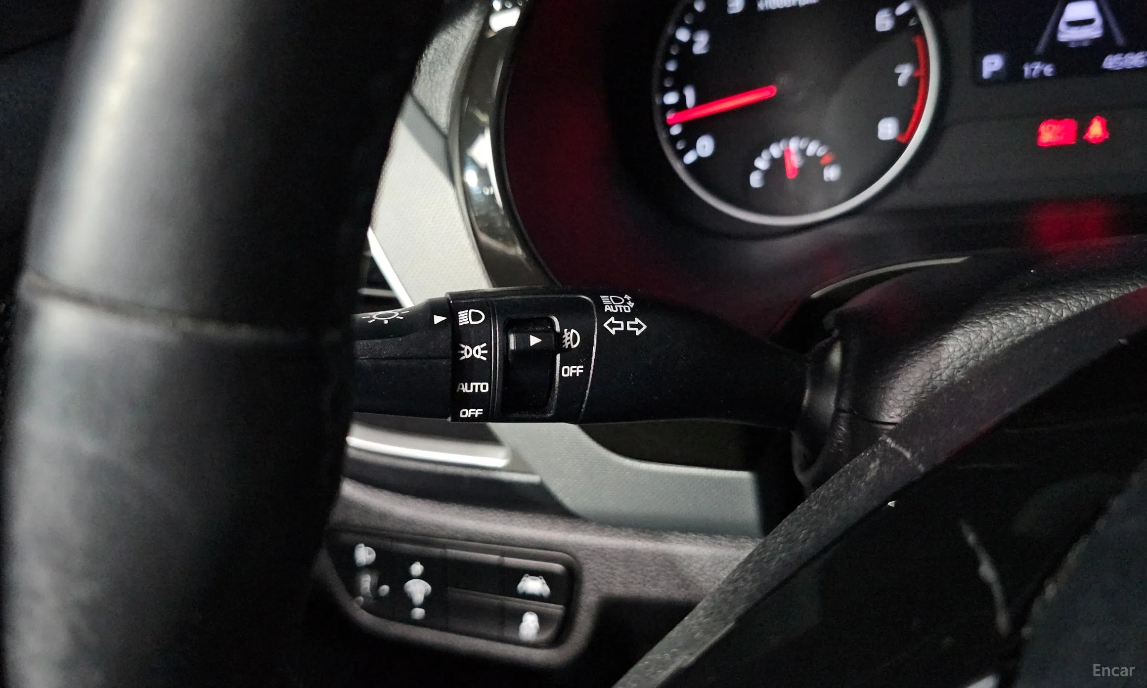 Kia Seltos превью 17