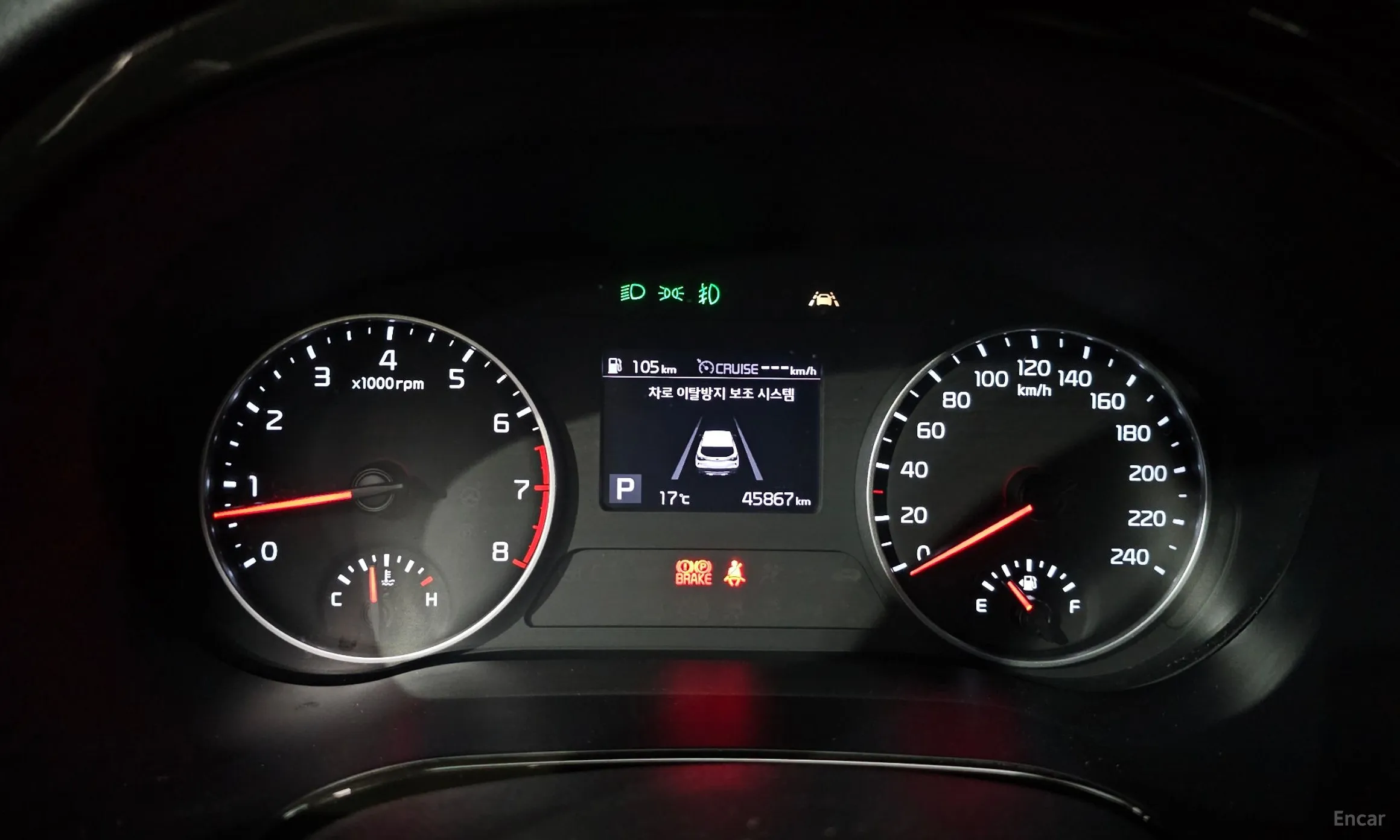 Kia Seltos превью 8