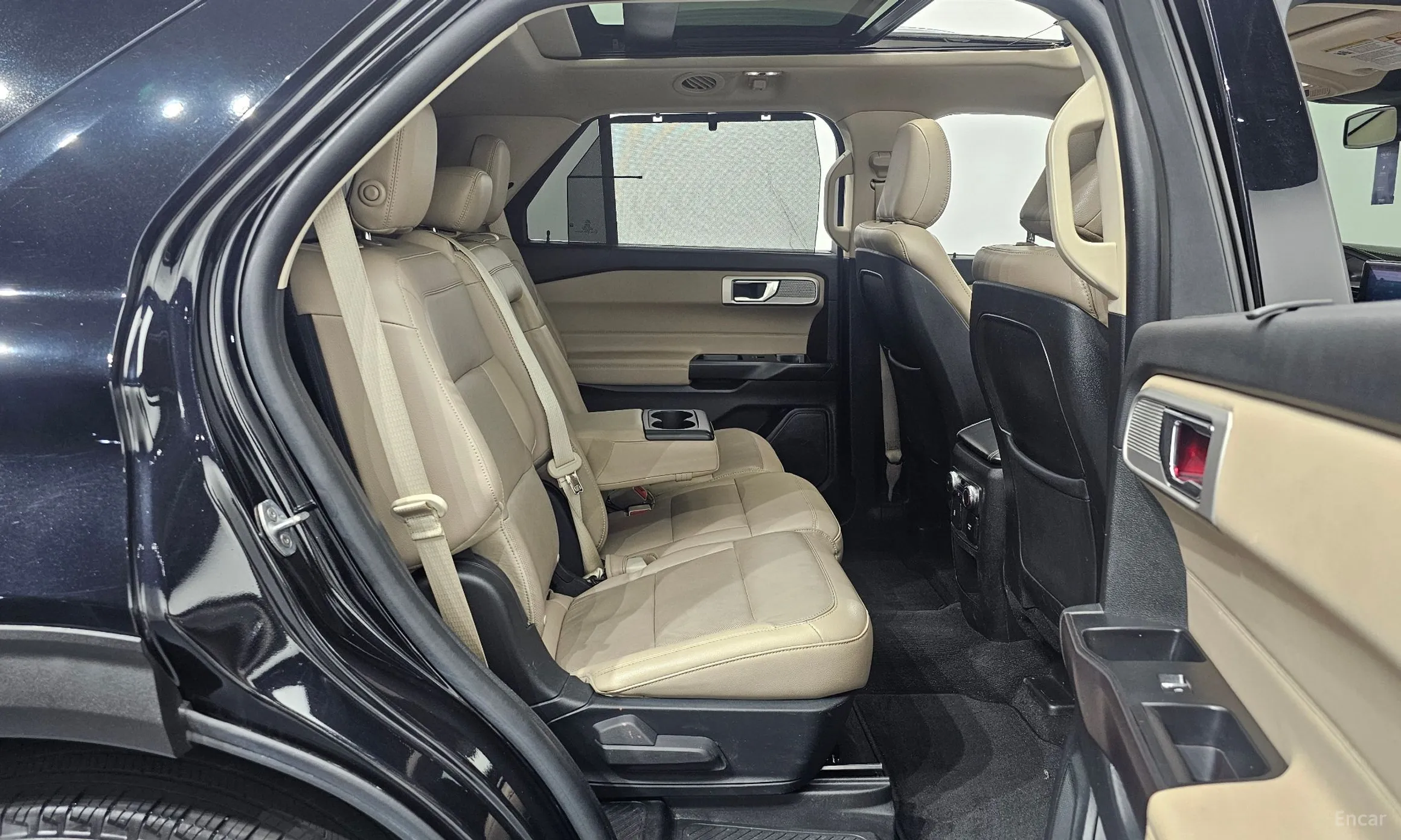 Ford Explorer 6th Generation превью 11
