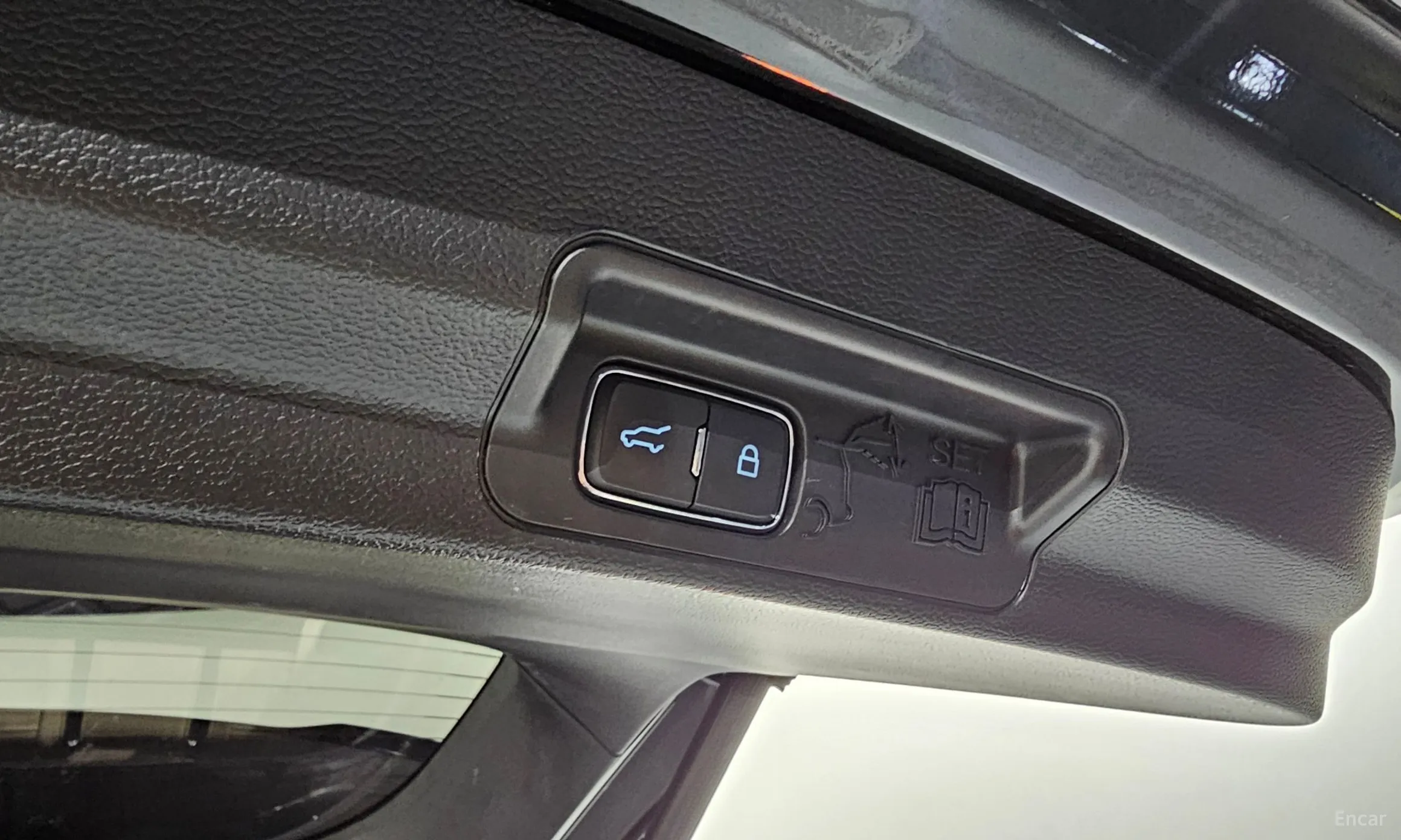 Ford Explorer 6th Generation превью 20