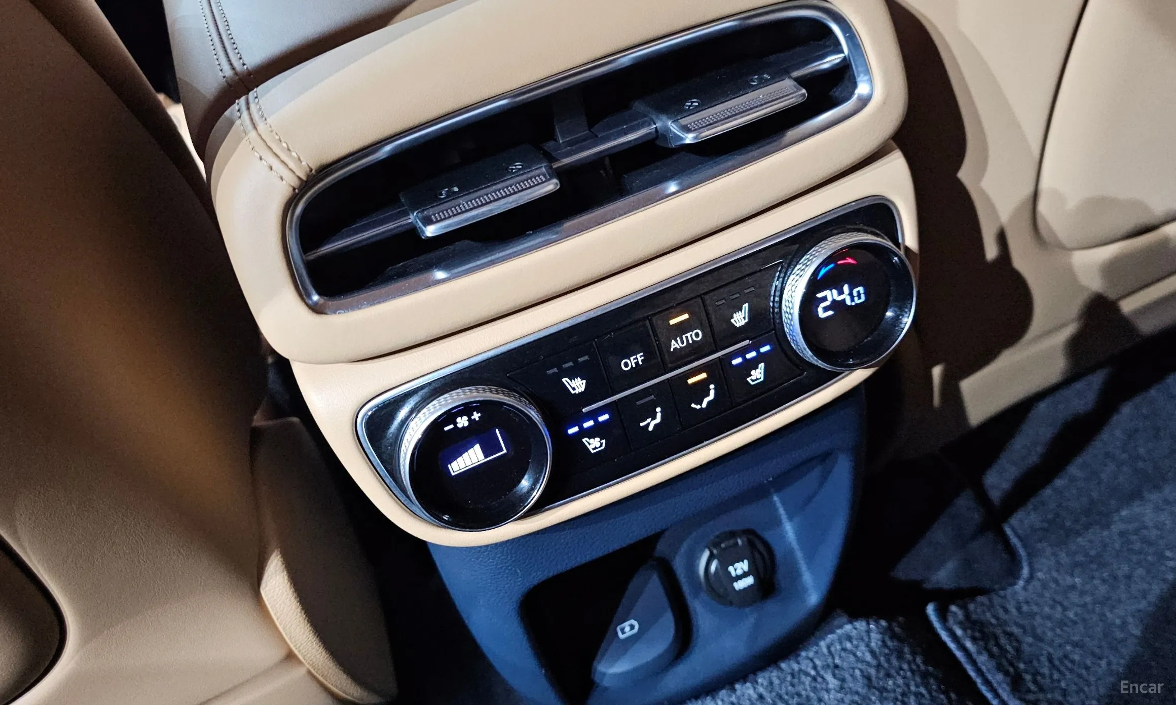 Genesis GV80 превью 18