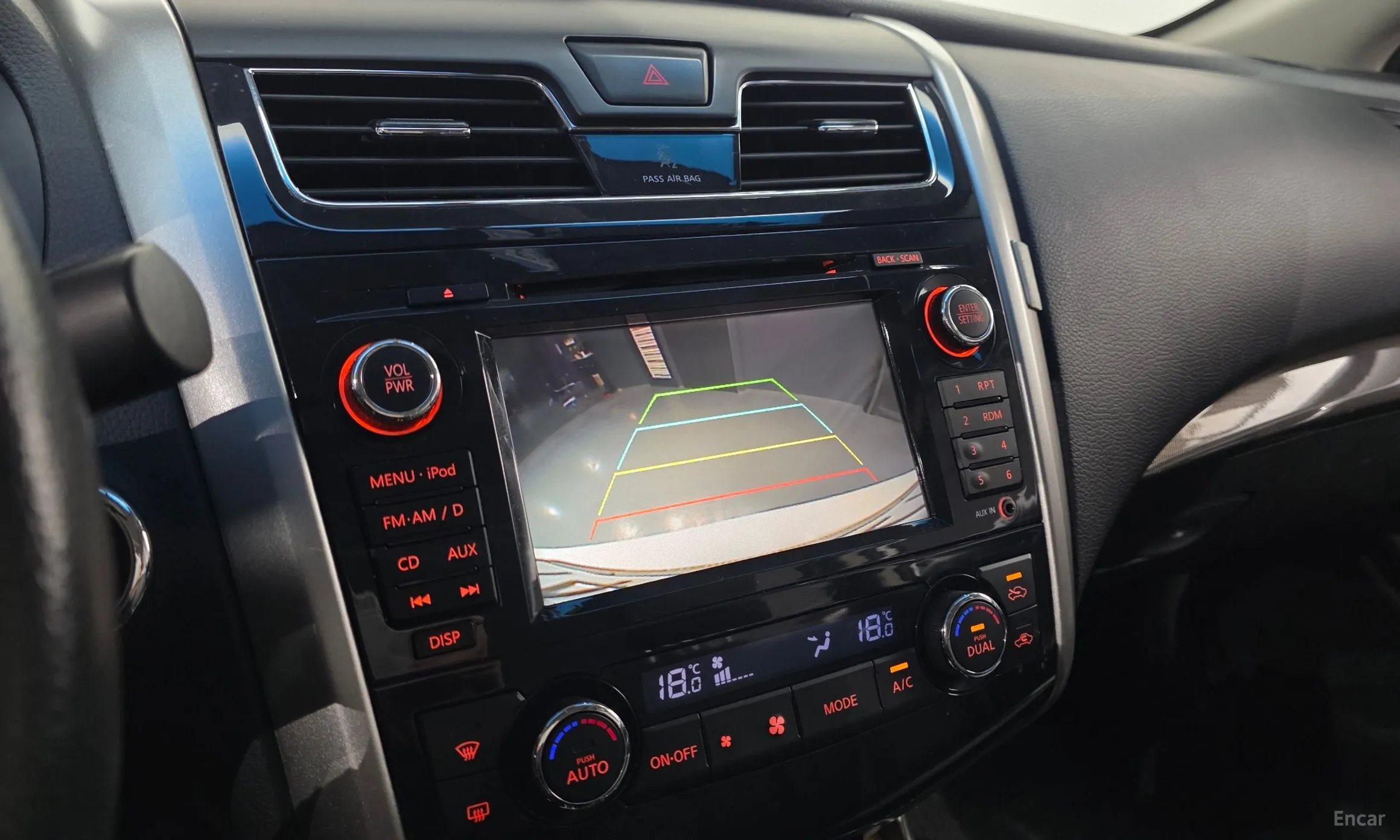 Nissan Altima превью 18