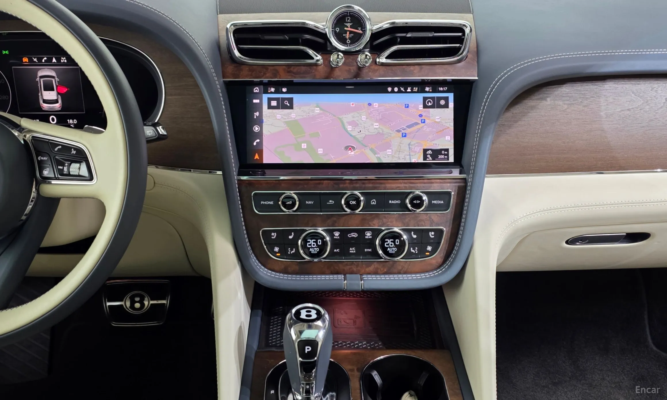 Bentley Bentayga превью 14