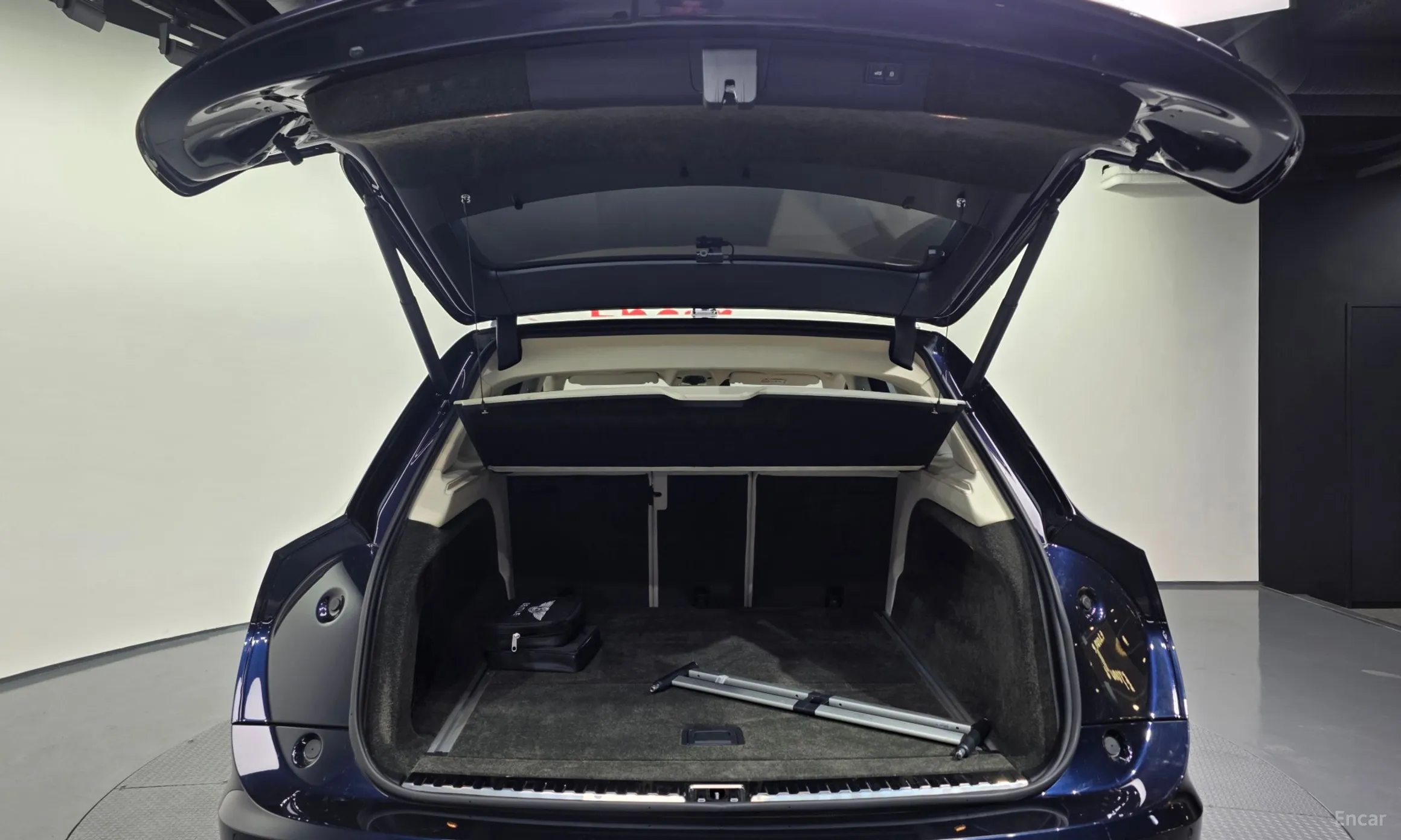 Bentley Bentayga превью 20