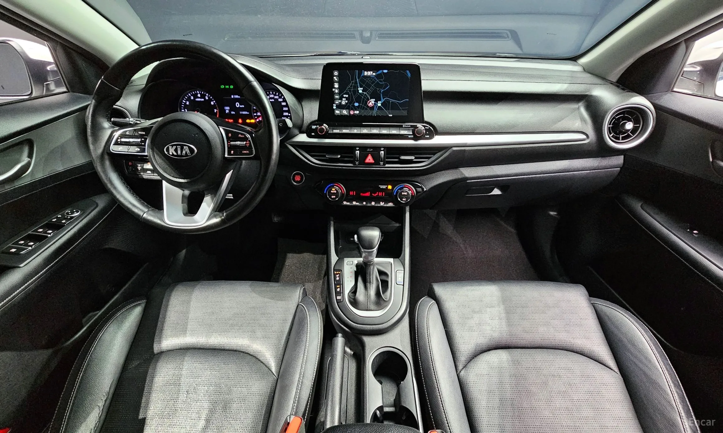Kia K3 превью 7