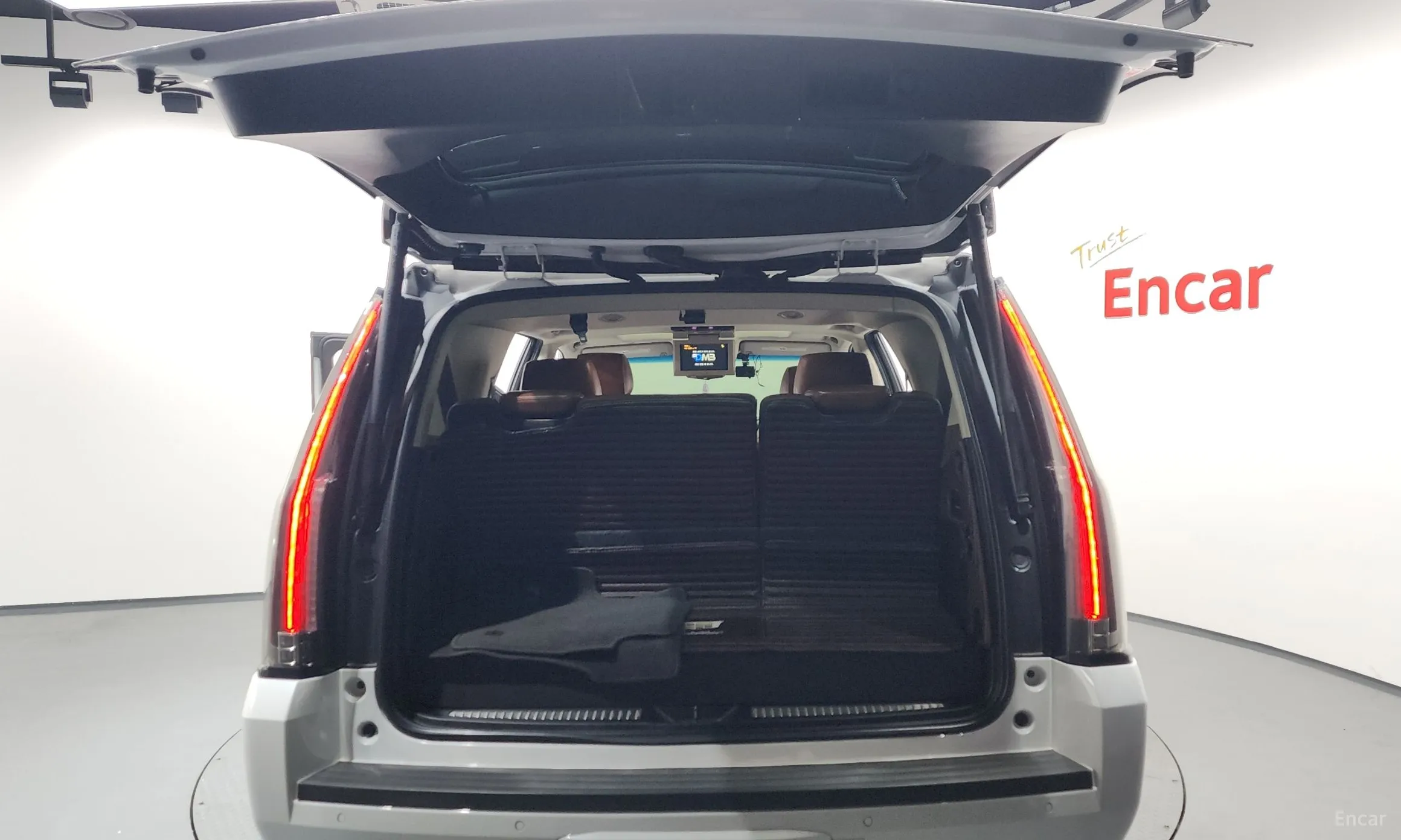 Cadillac Escalade превью 20