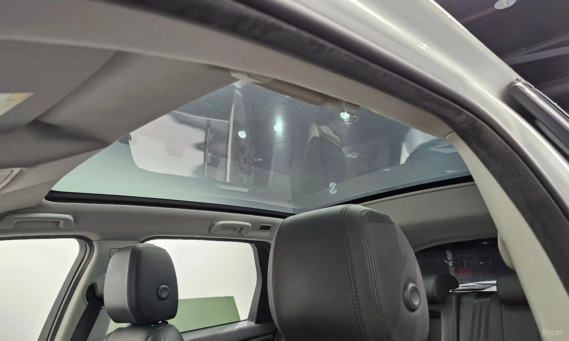 Land Rover Discovery Sports превью 16