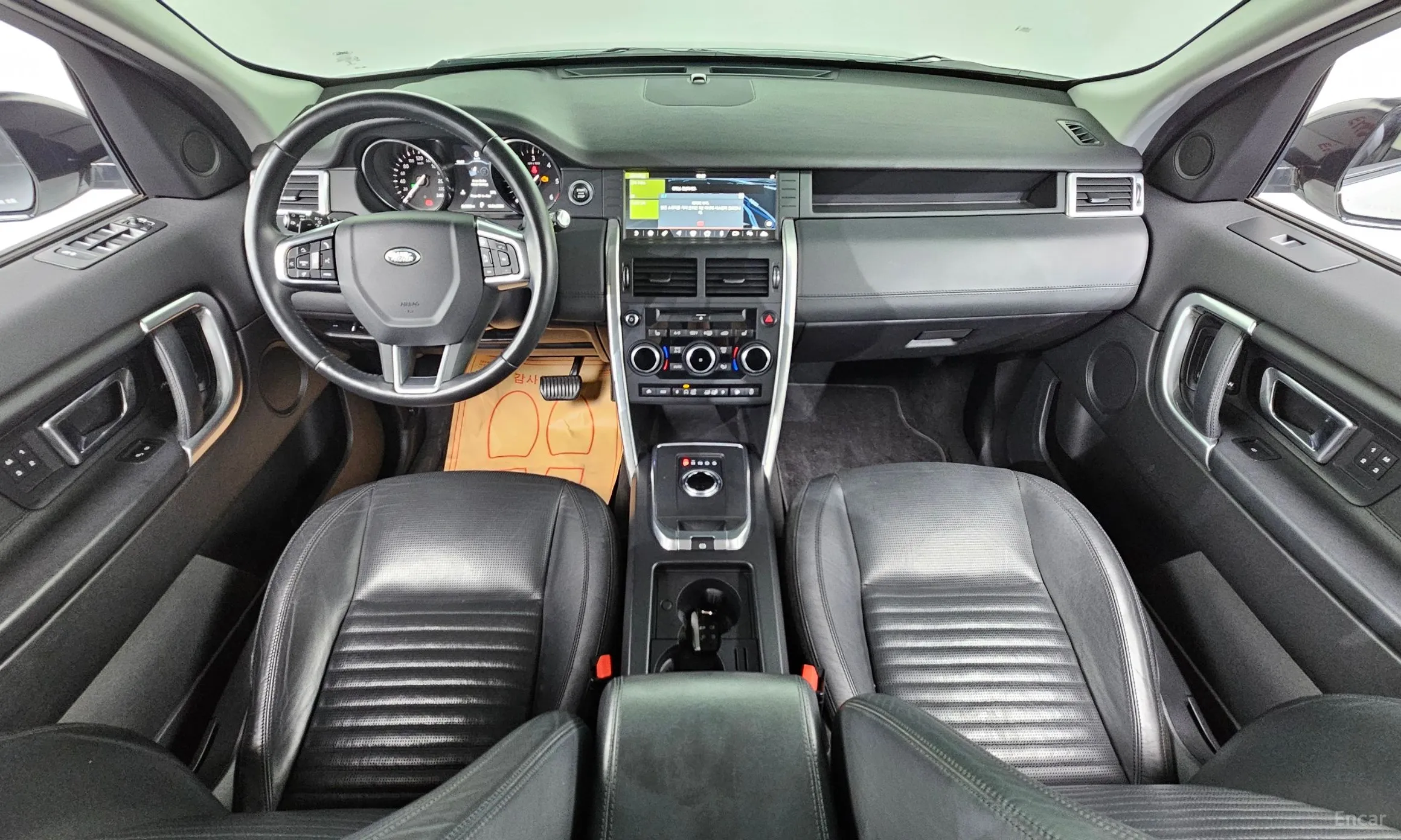 Land Rover Discovery Sports превью 7