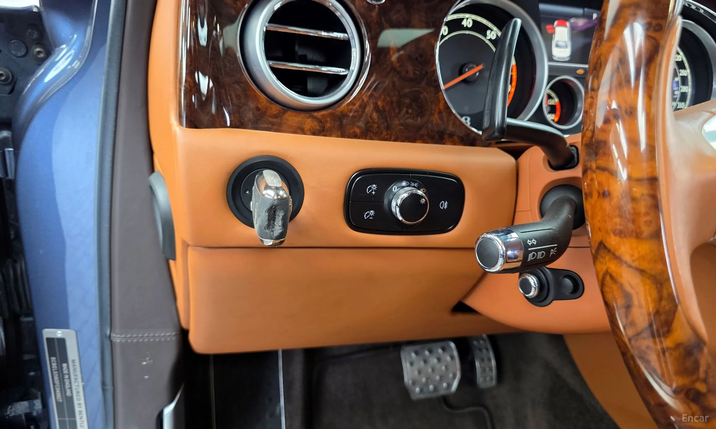 Bentley Flying Spur 2nd Generation превью 16