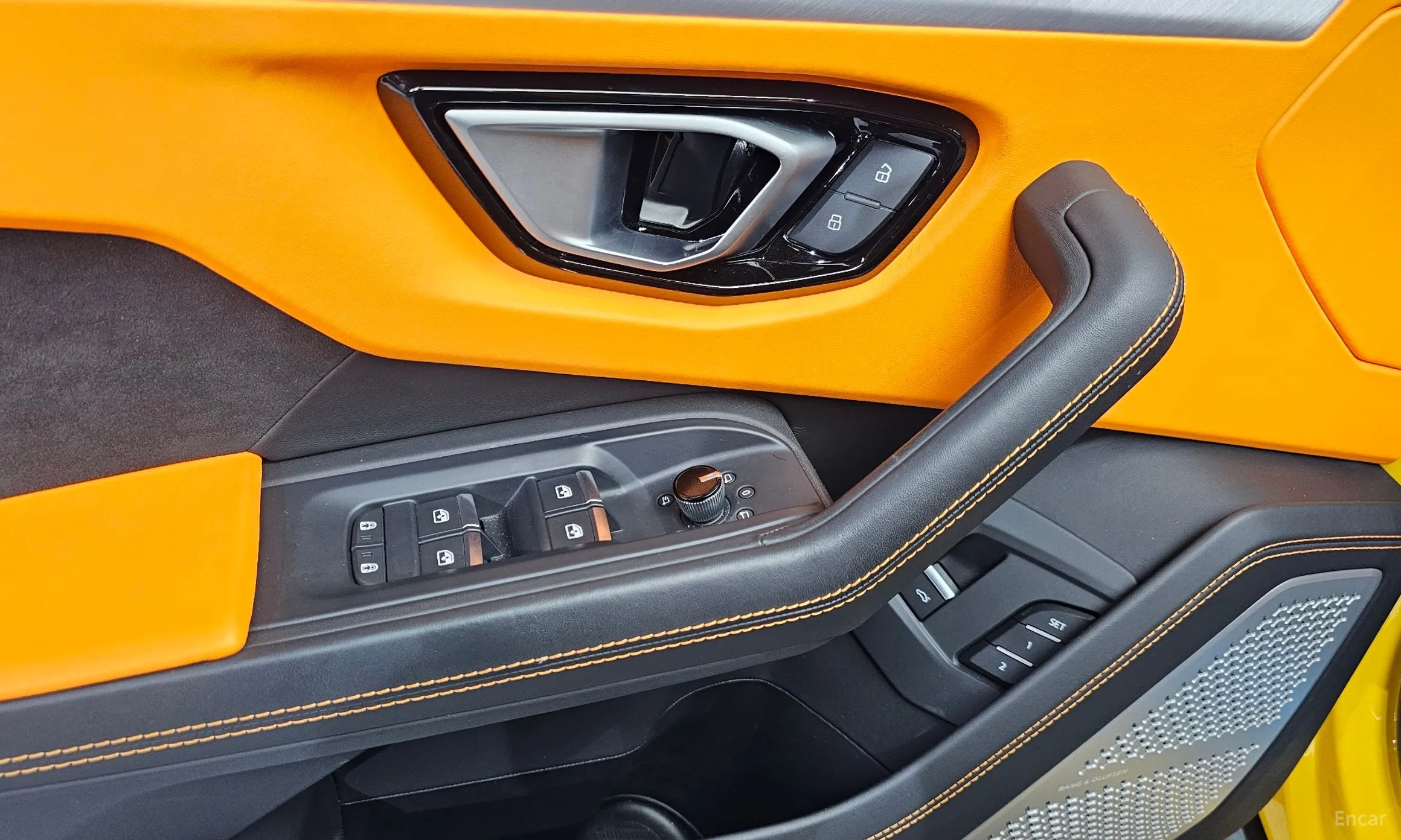 Lamborghini Urus превью 14