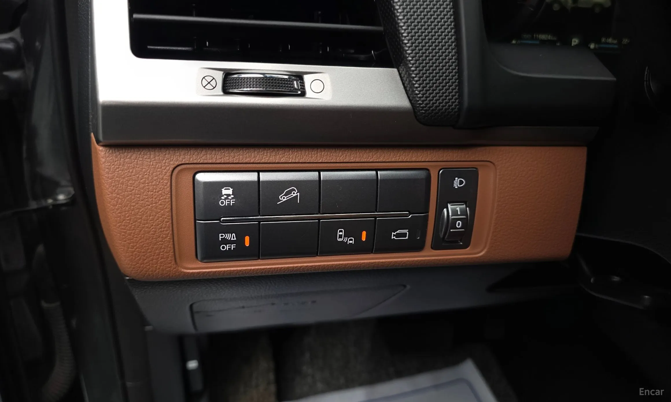 KG Mobility (SsangYong) Rexton Sports превью 13