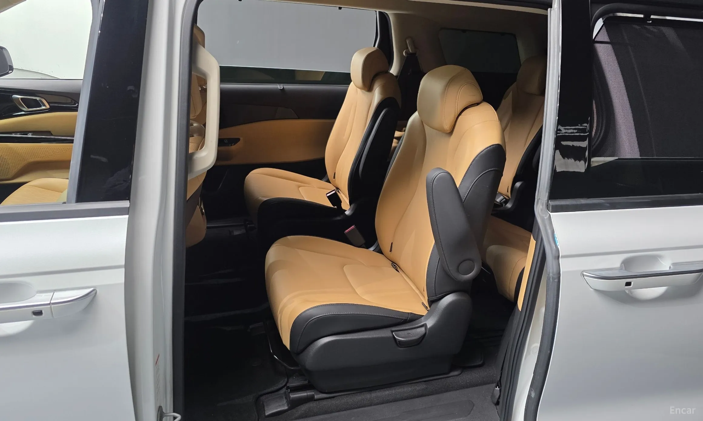 Kia Carnival Gen 4 превью 11