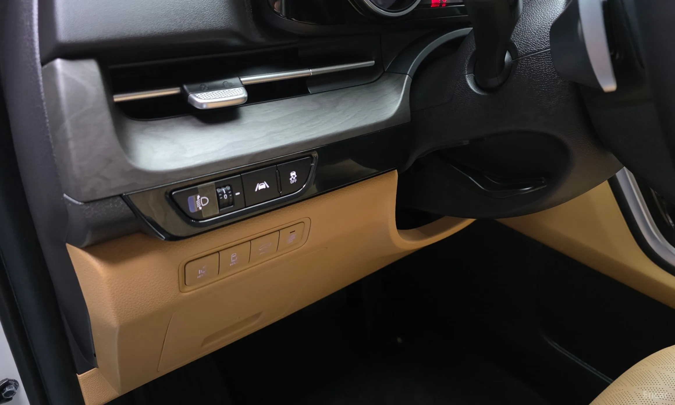Kia Carnival Gen 4 превью 15