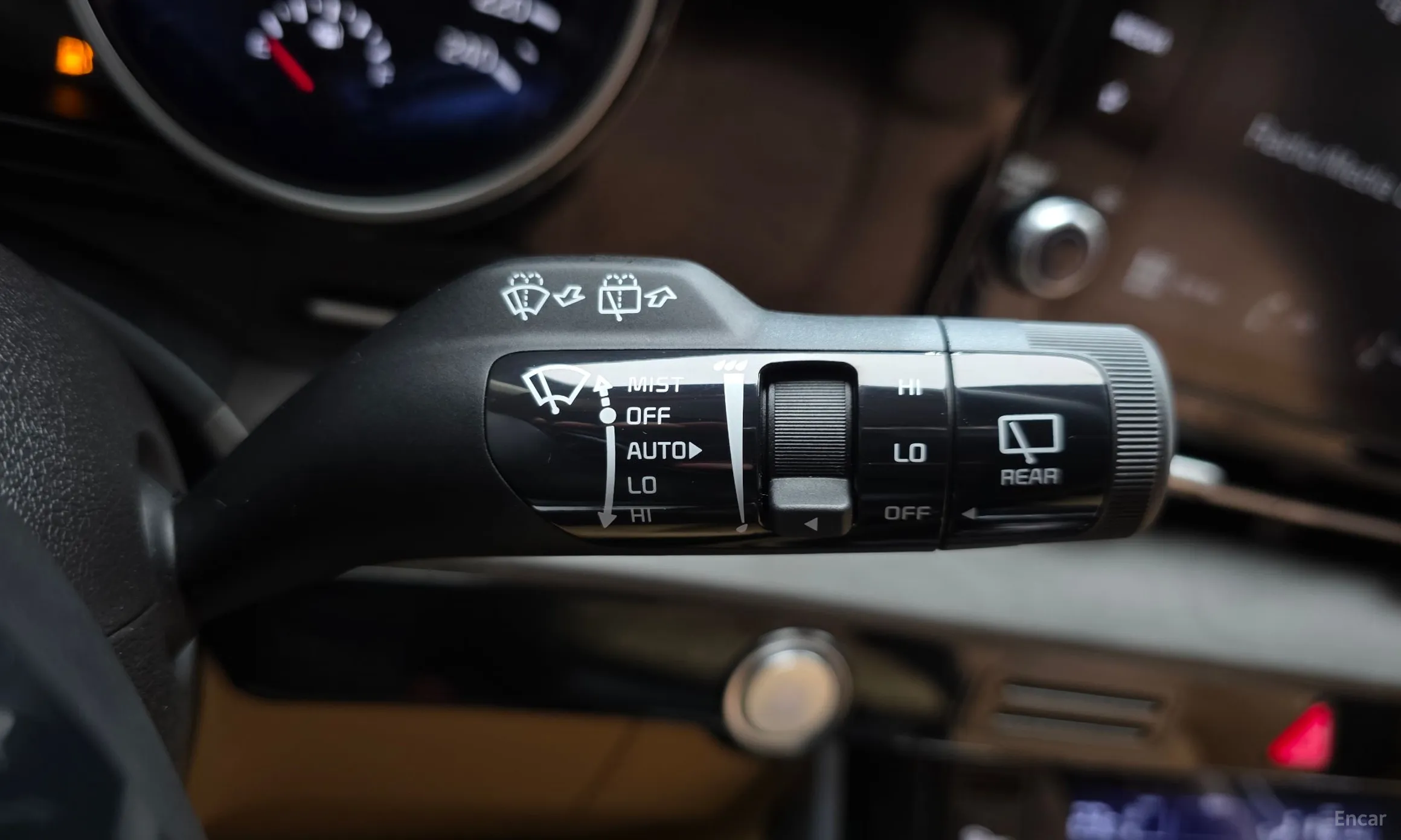 Kia Carnival Gen 4 превью 16