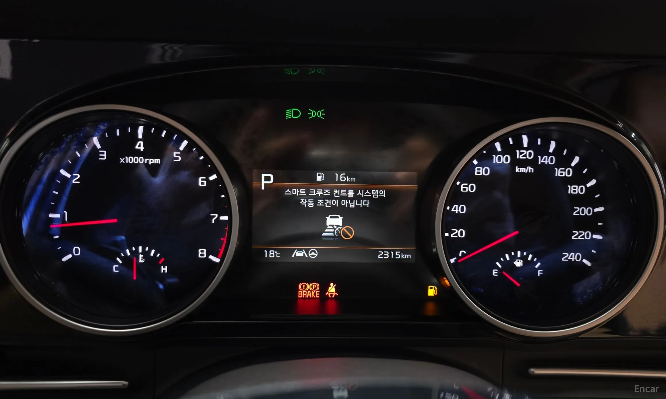 Kia Carnival Gen 4 превью 8