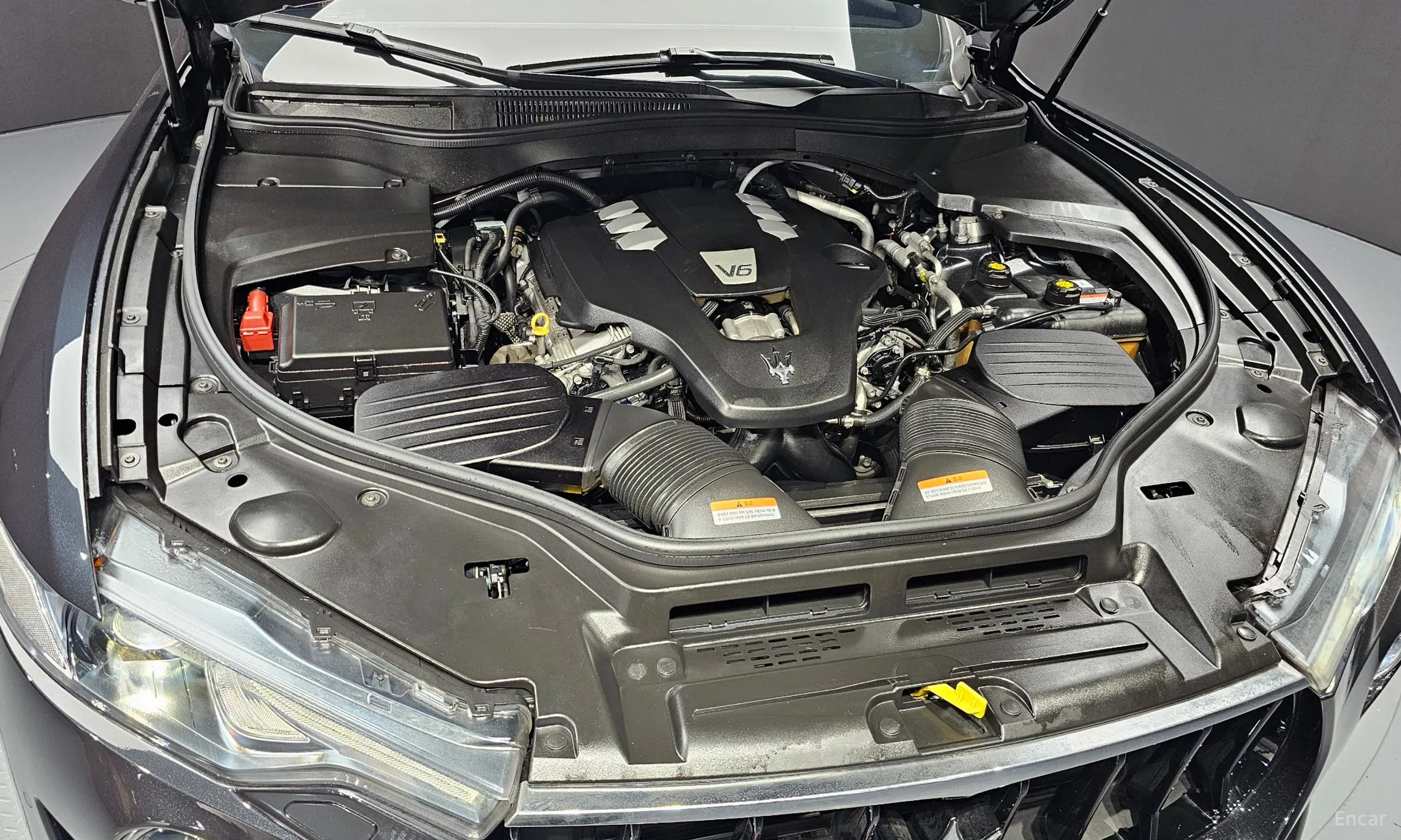 Maserati Levante превью 6