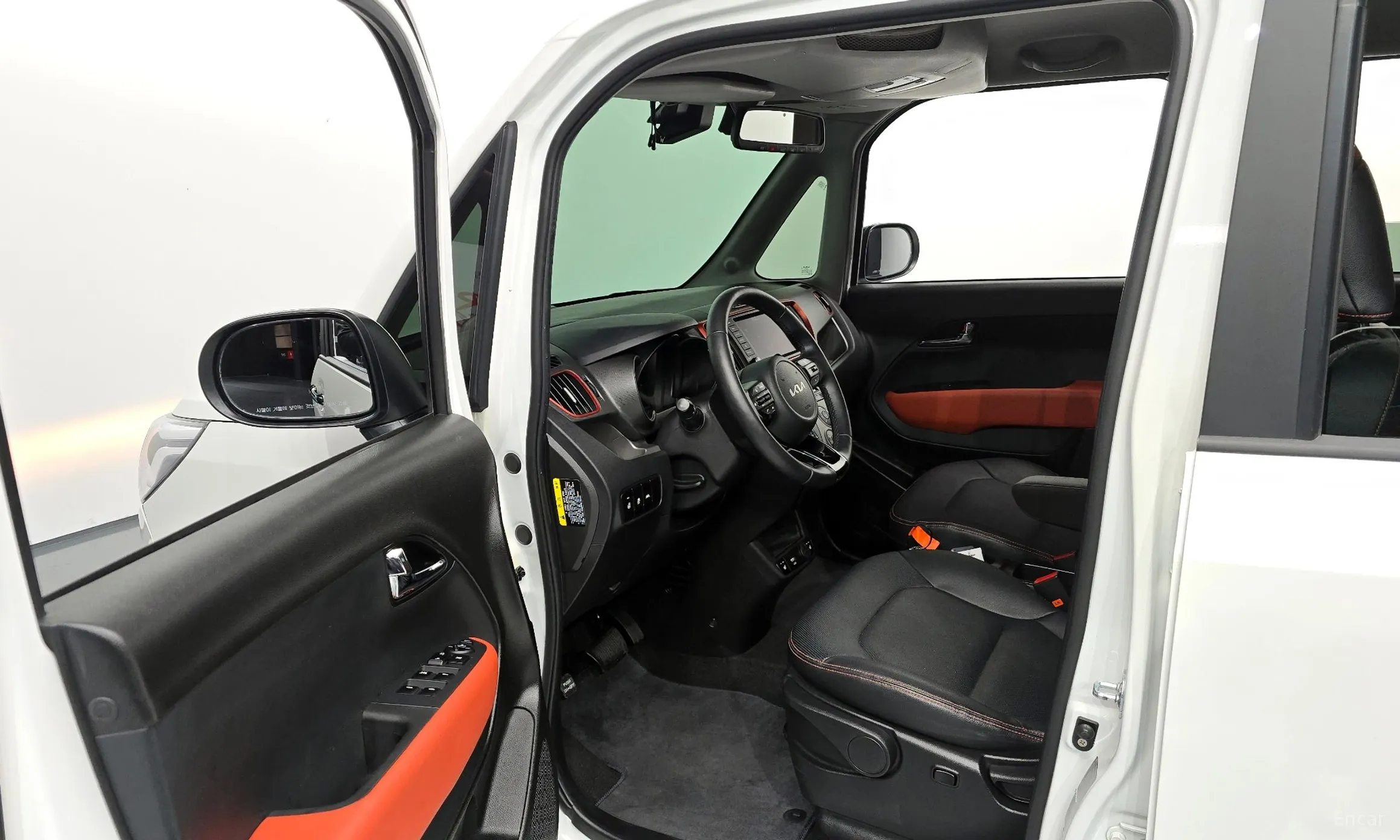 Kia Ray превью 10