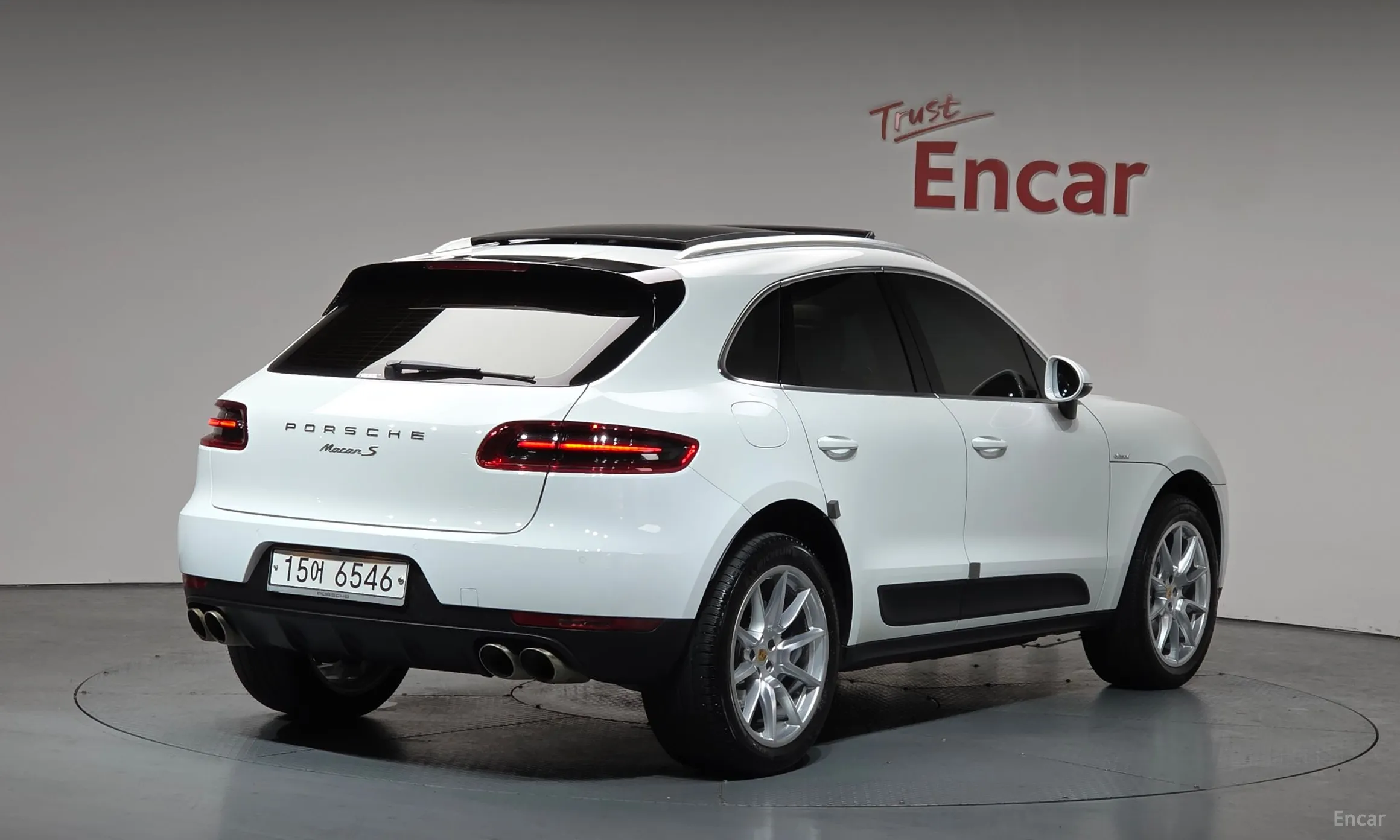 Porsche Macan превью 2