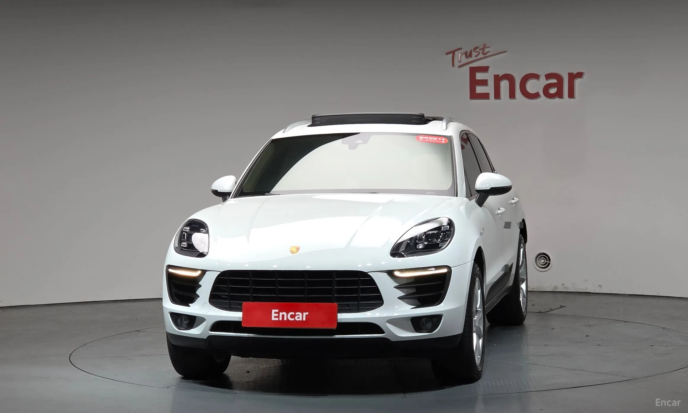 Porsche Macan превью 3