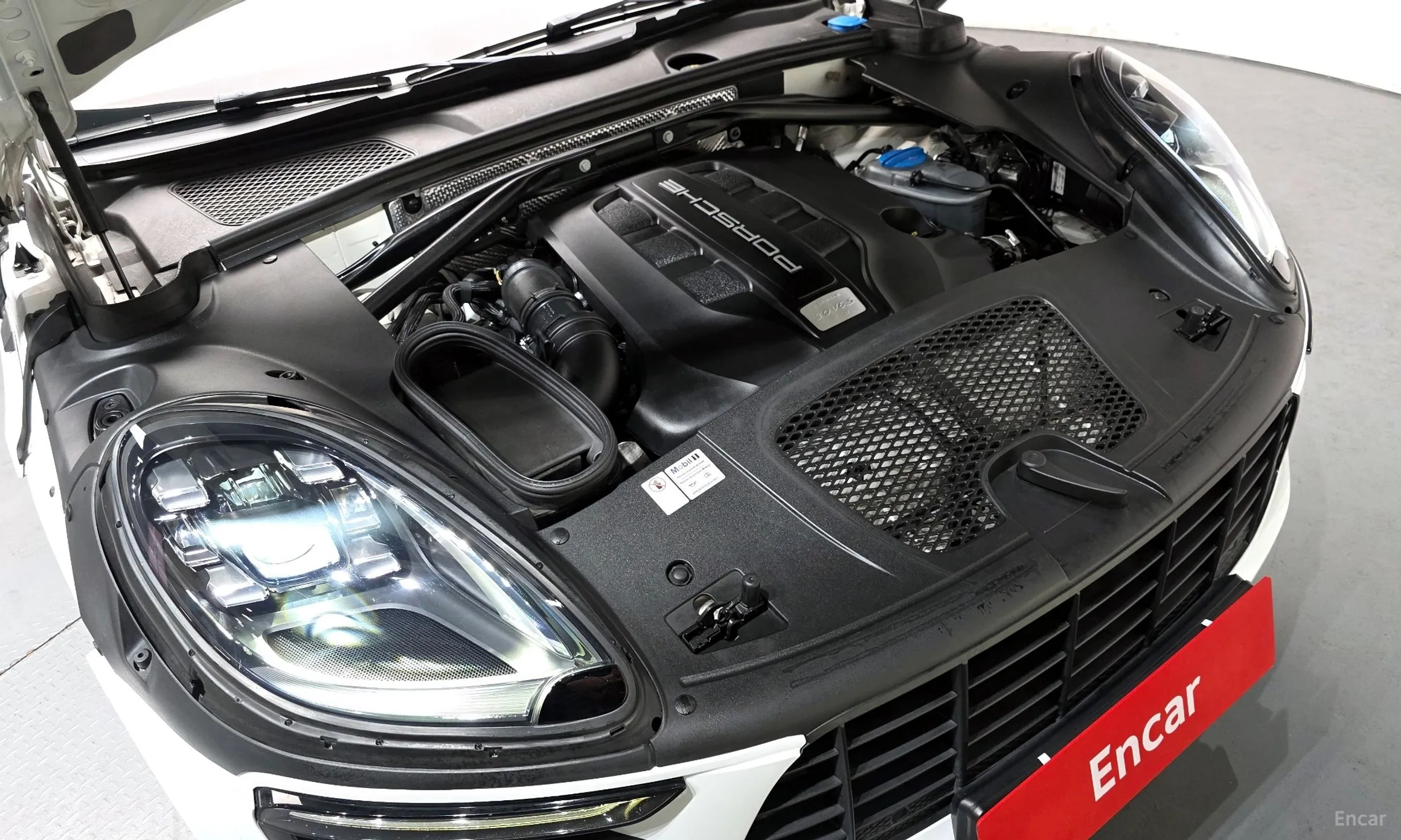 Porsche Macan превью 6