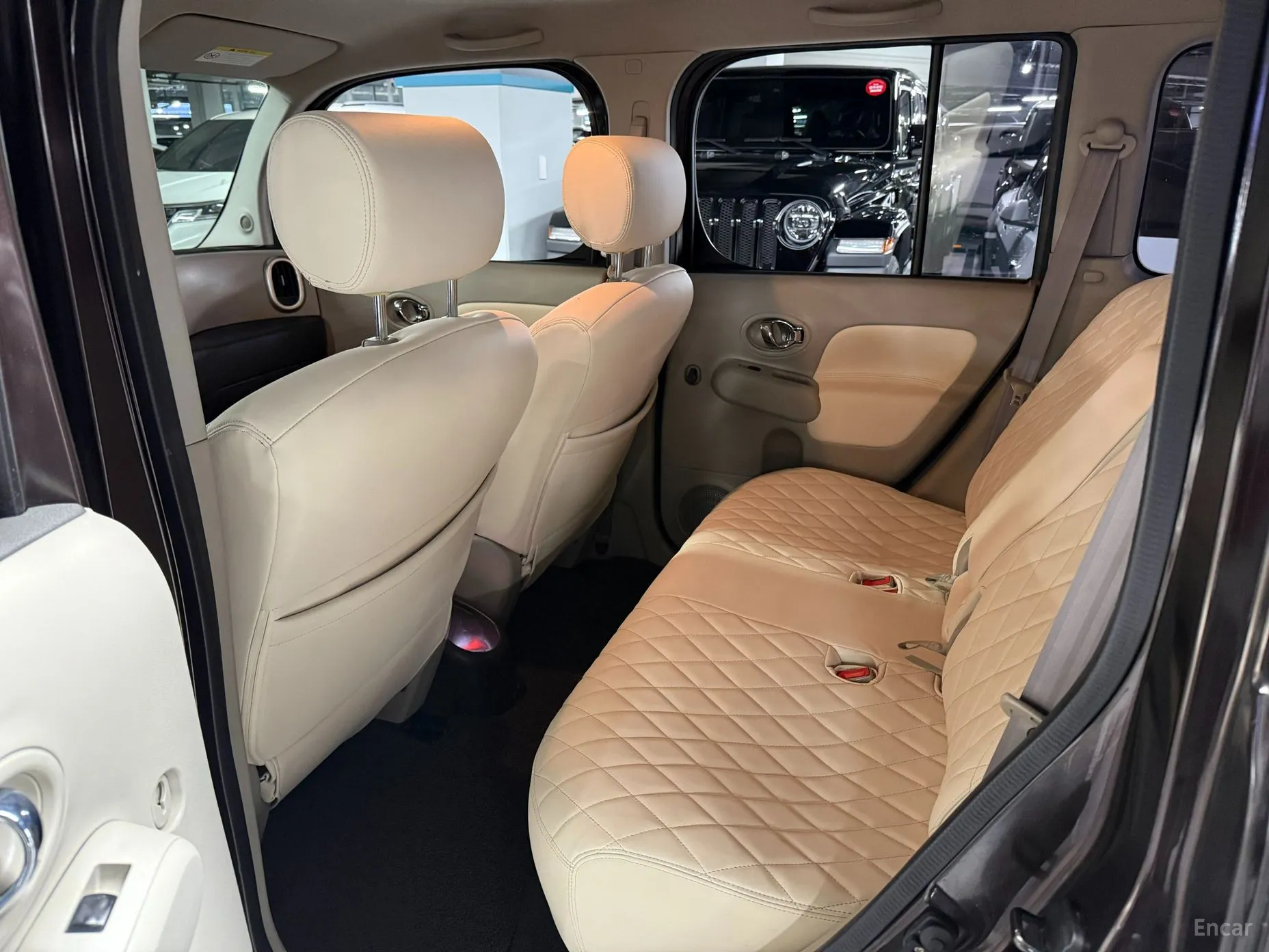 Nissan Cube превью 10