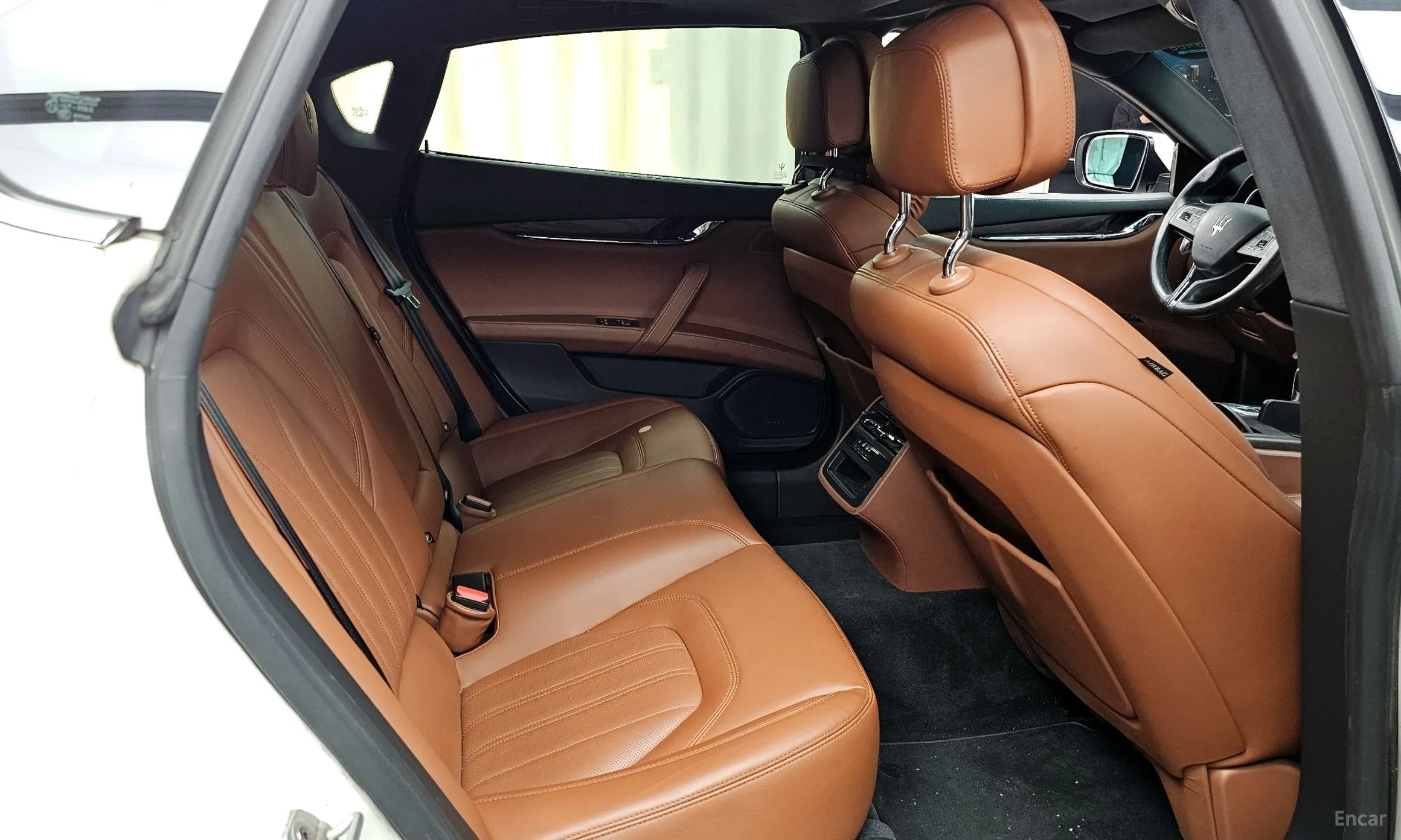 Maserati Quattroporte превью 12