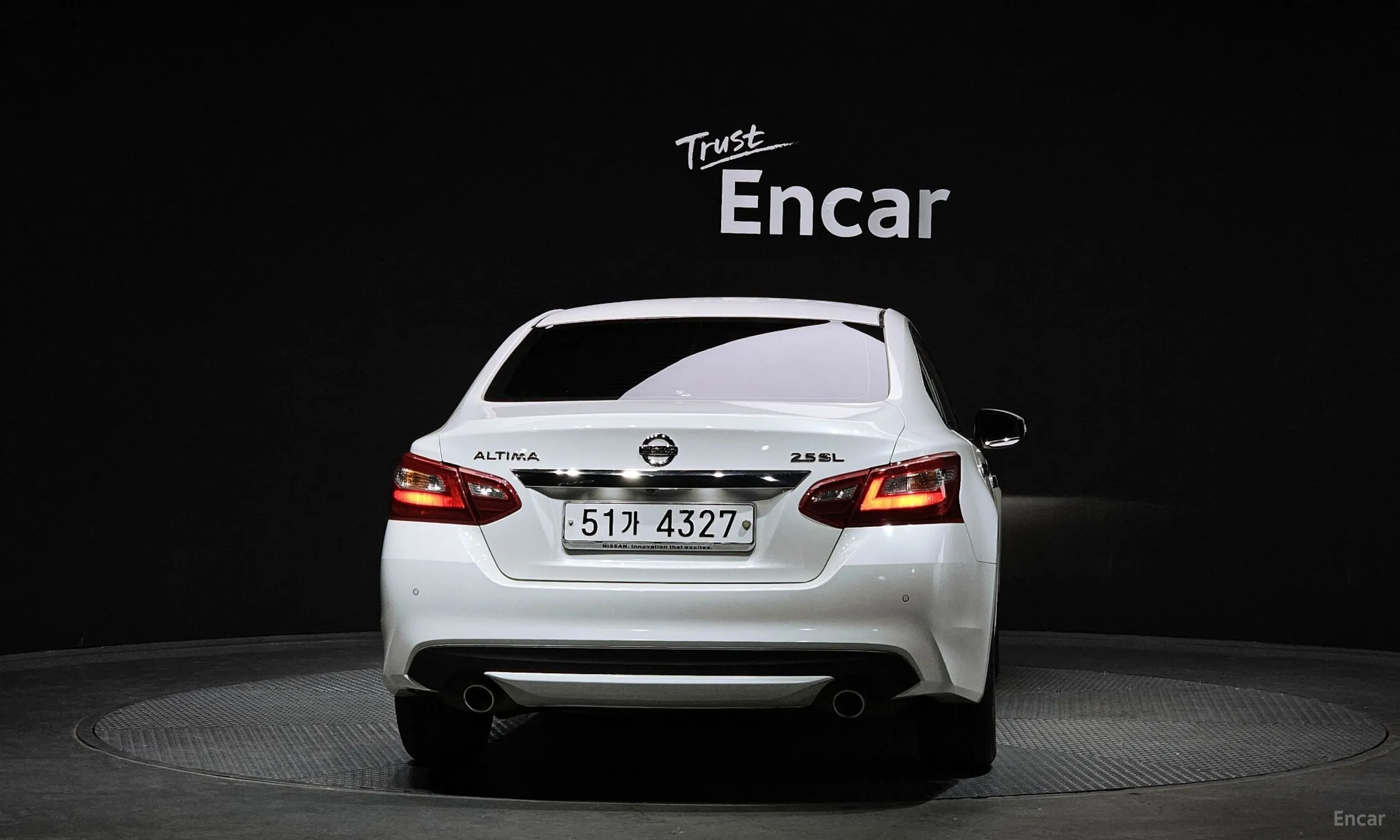 Nissan Altima превью 4