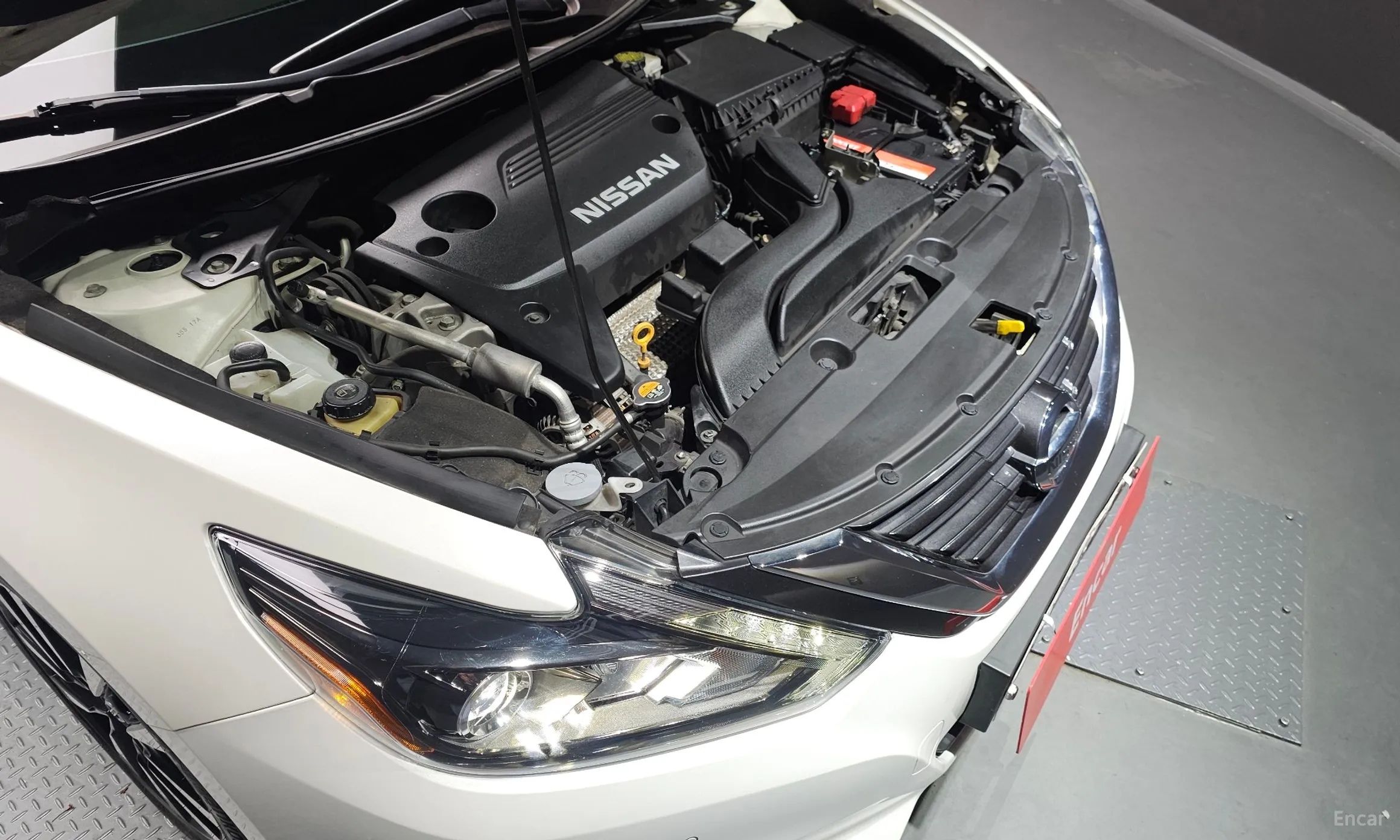 Nissan Altima превью 6
