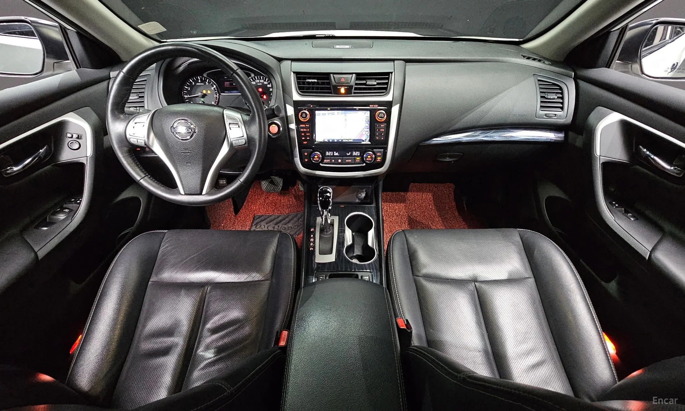 Nissan Altima превью 7