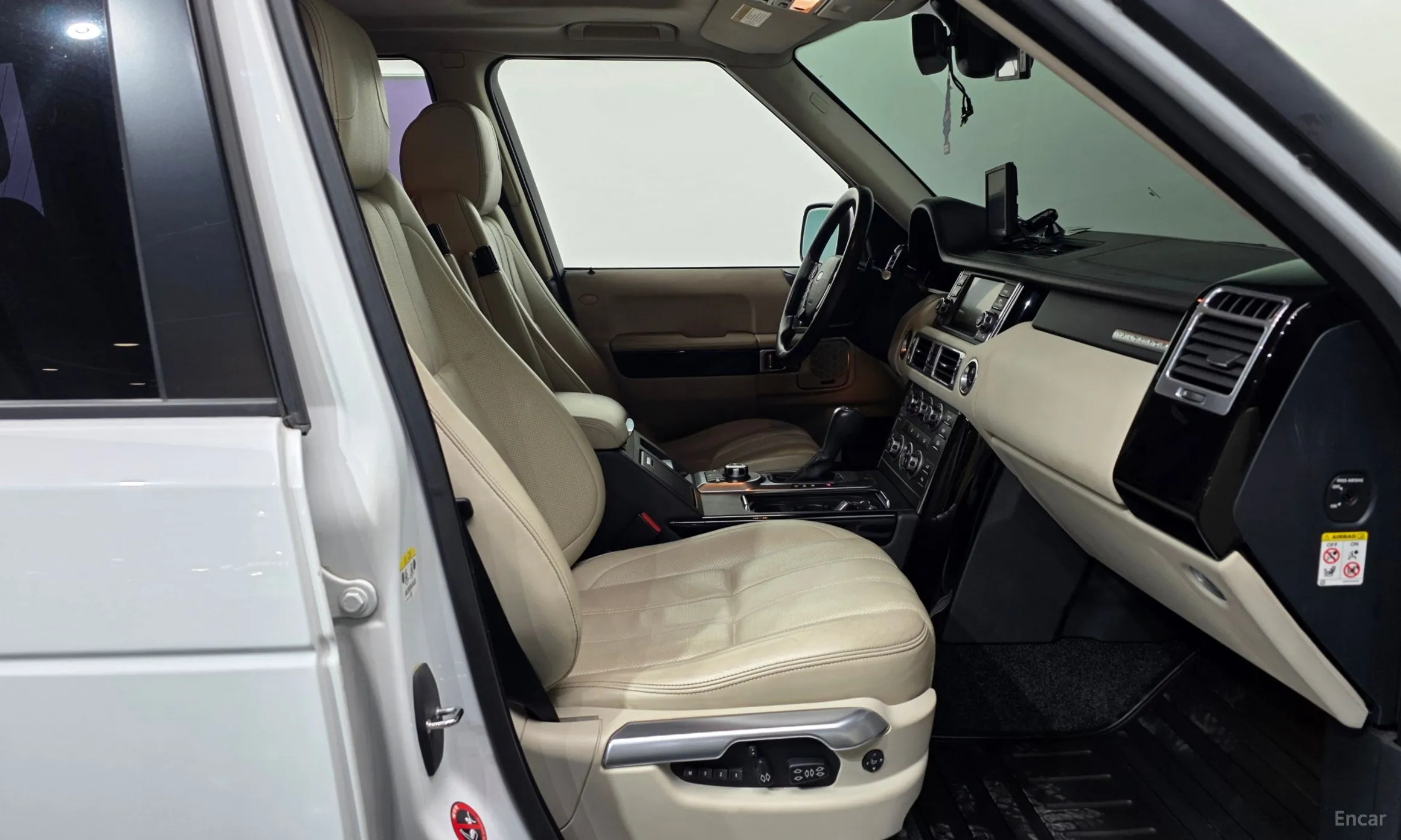 Land Rover Range Rover превью 11
