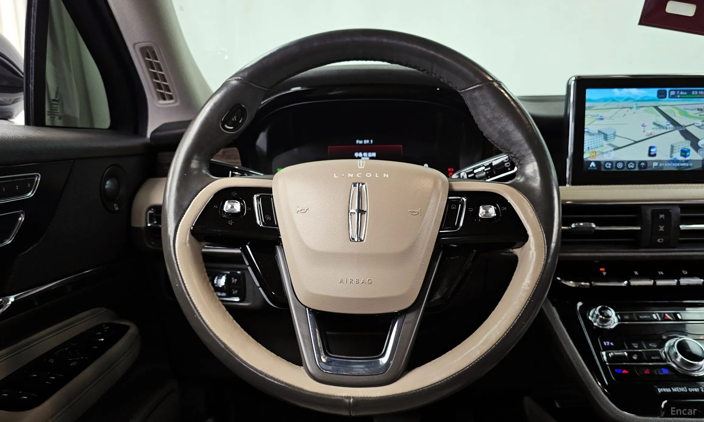 Lincoln Corsair превью 13