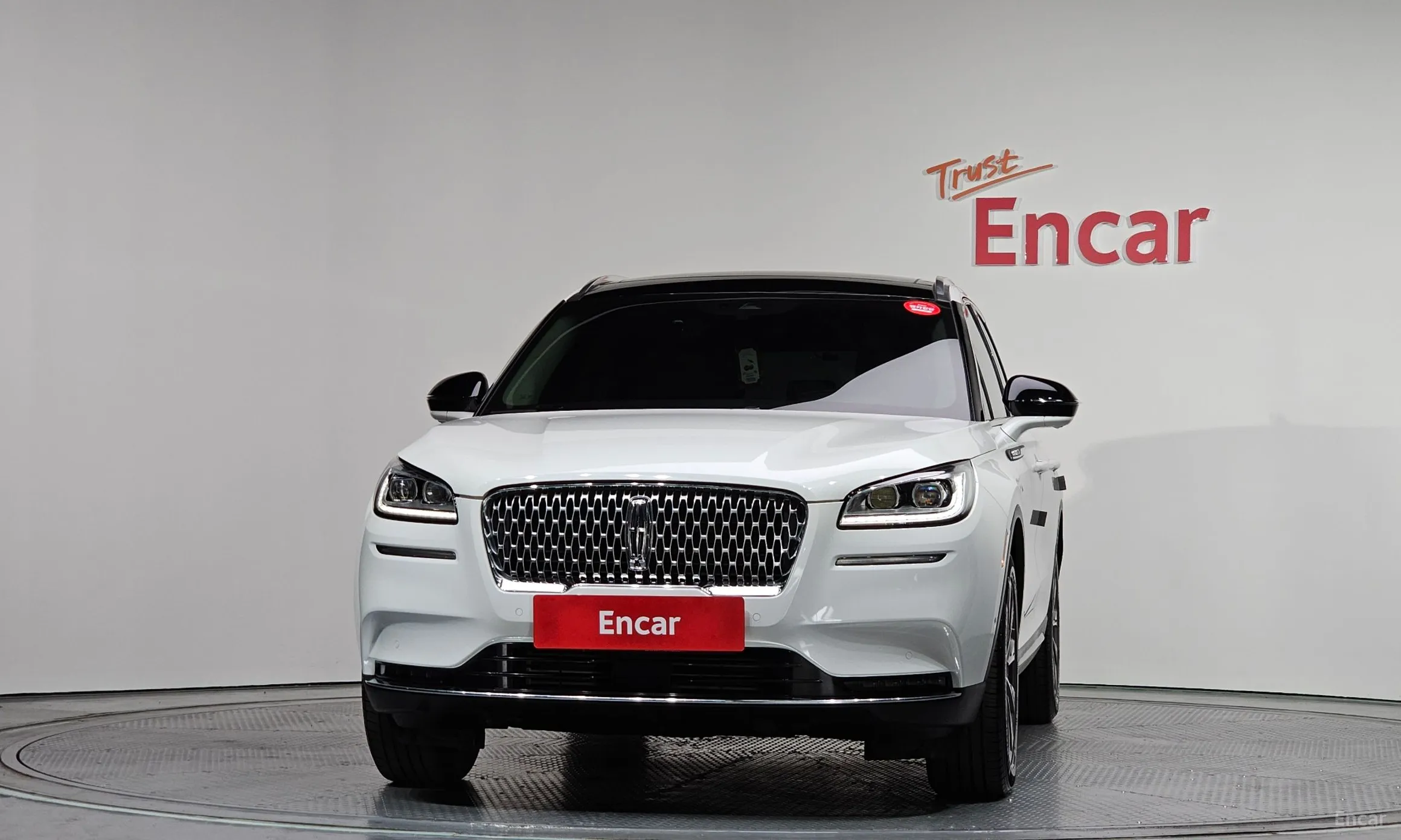 Lincoln Corsair превью 3