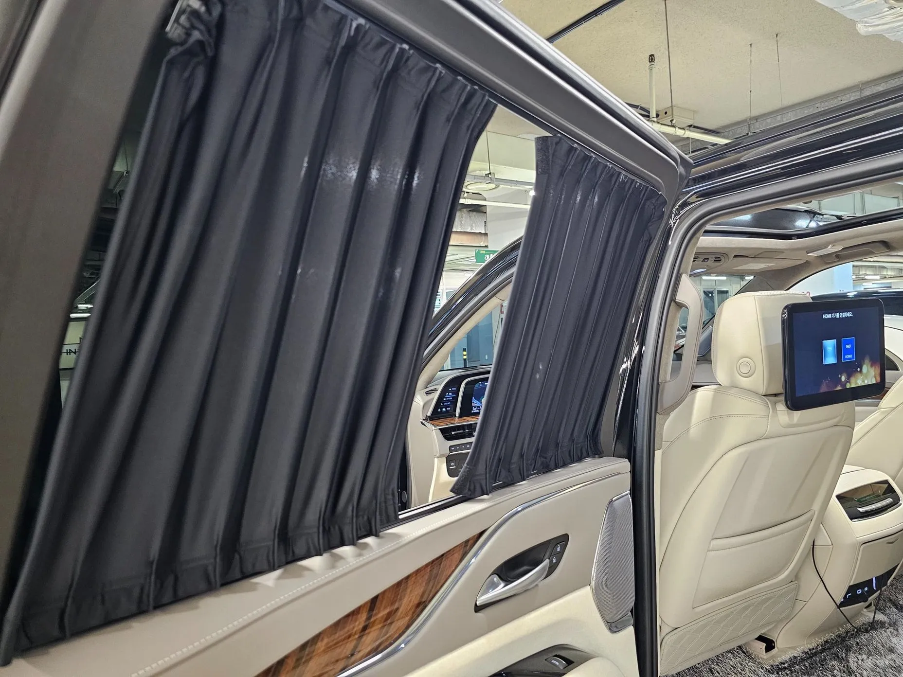Cadillac Escalade 5th Generation превью 12