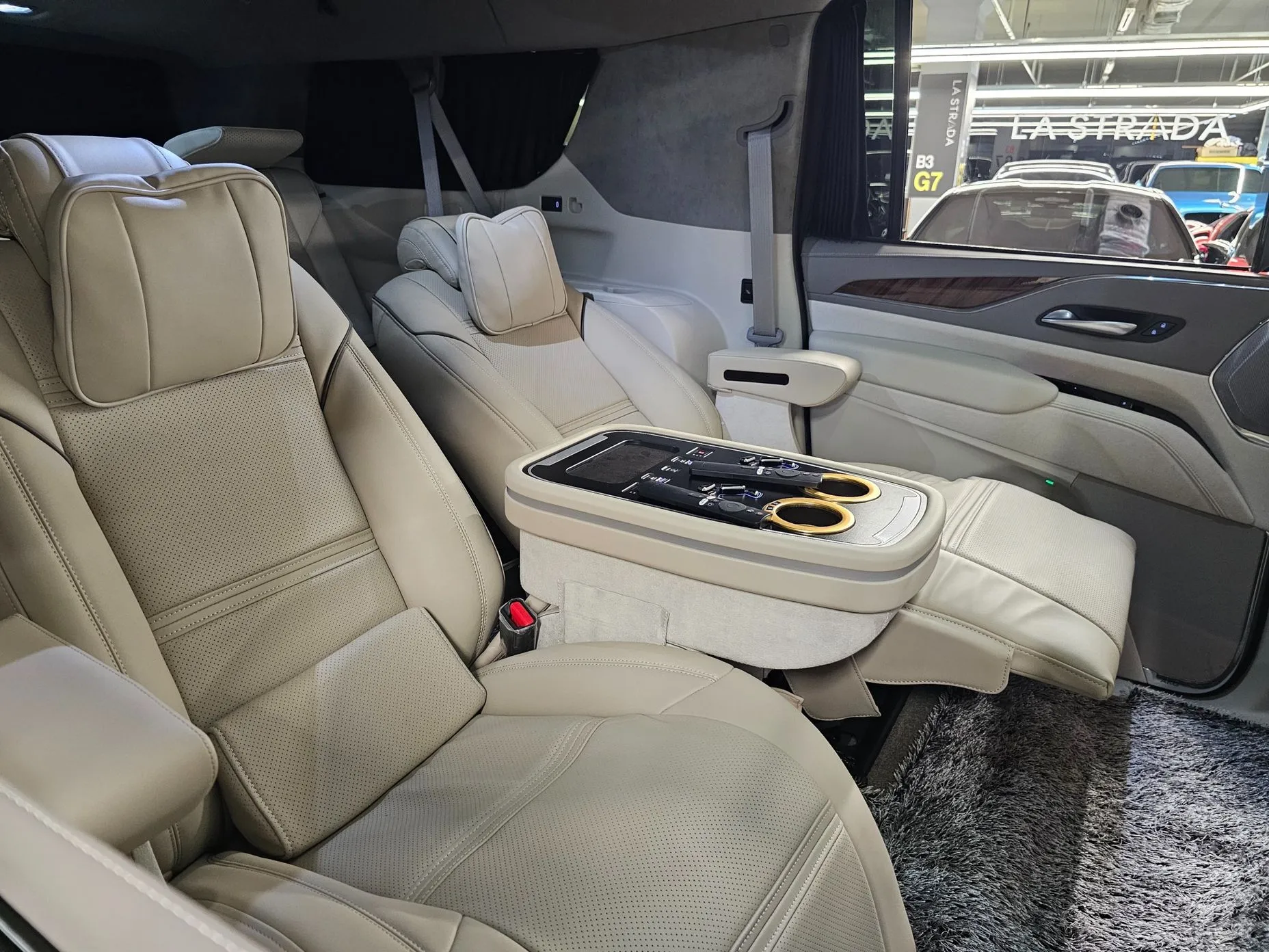 Cadillac Escalade 5th Generation превью 19