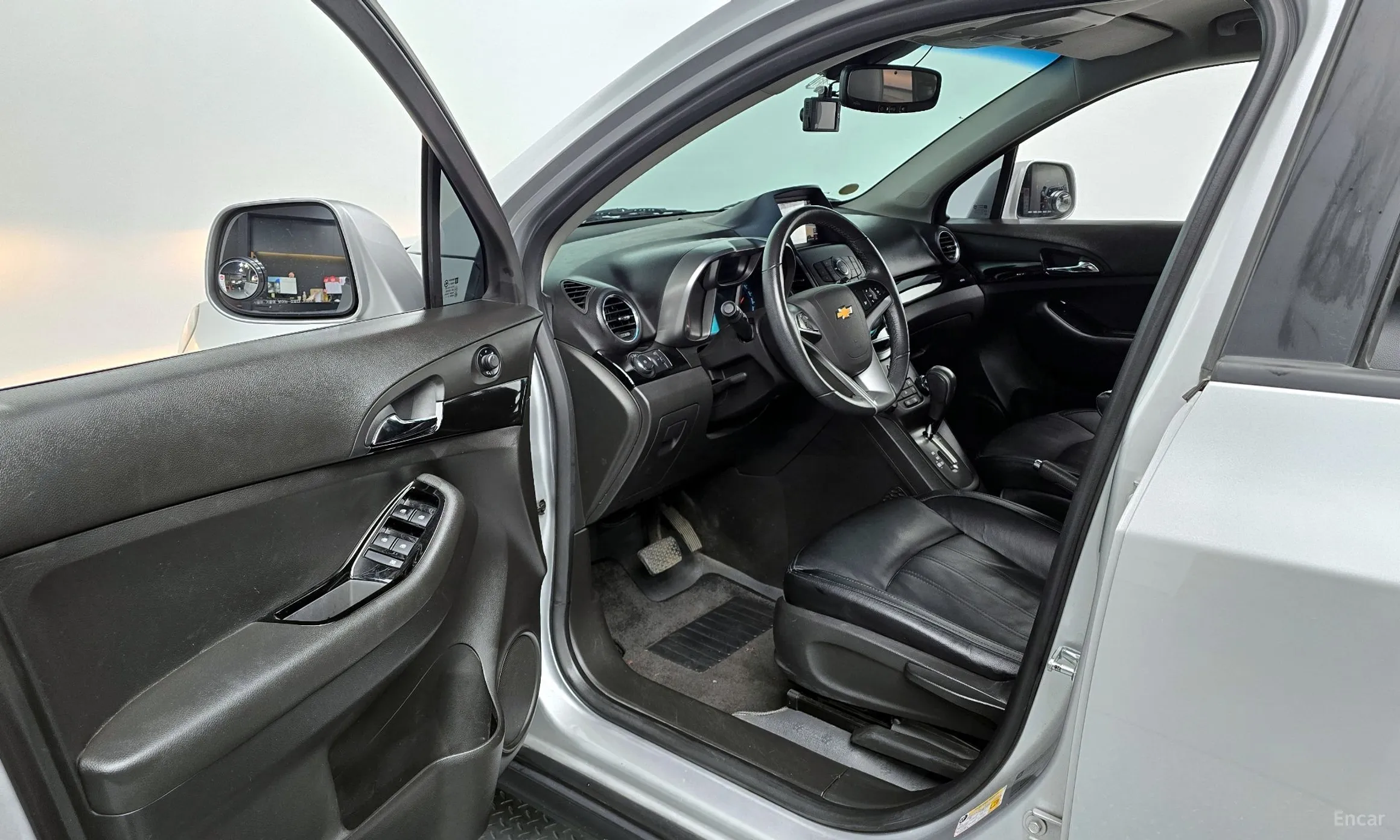 Chevrolet (GM Daewoo) Orlando превью 10