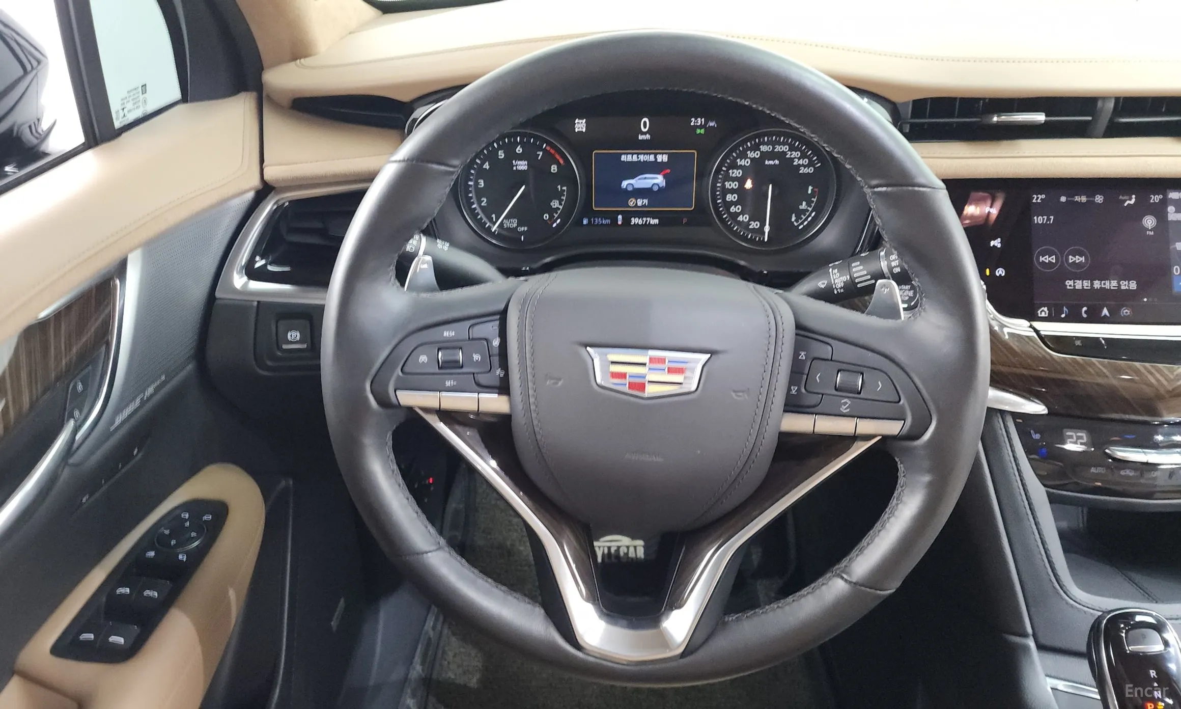 Cadillac XT6 превью 13