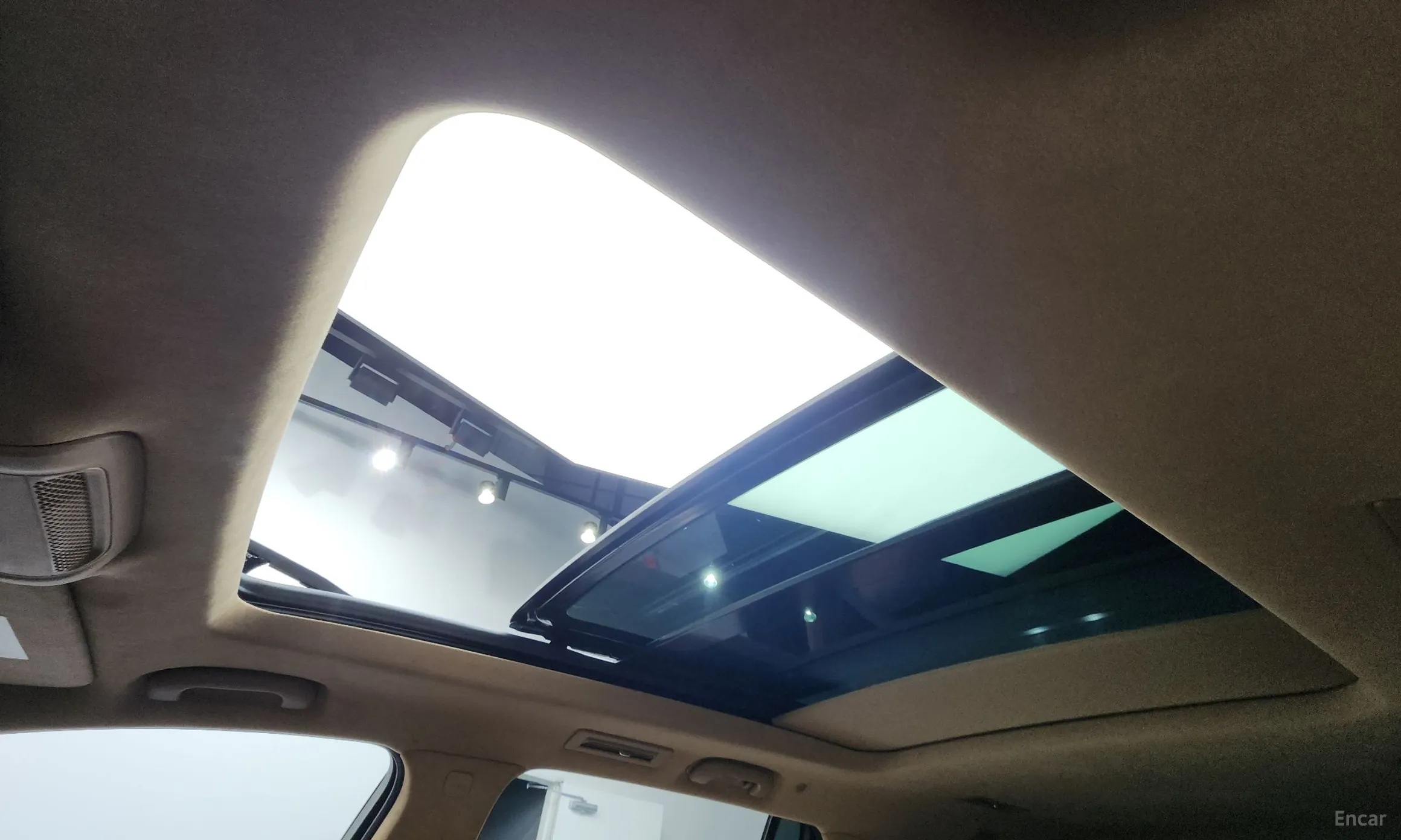 Cadillac XT6 превью 18