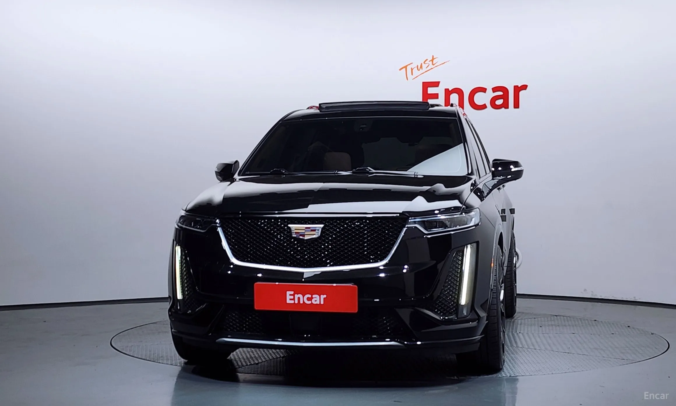 Cadillac XT6 превью 3