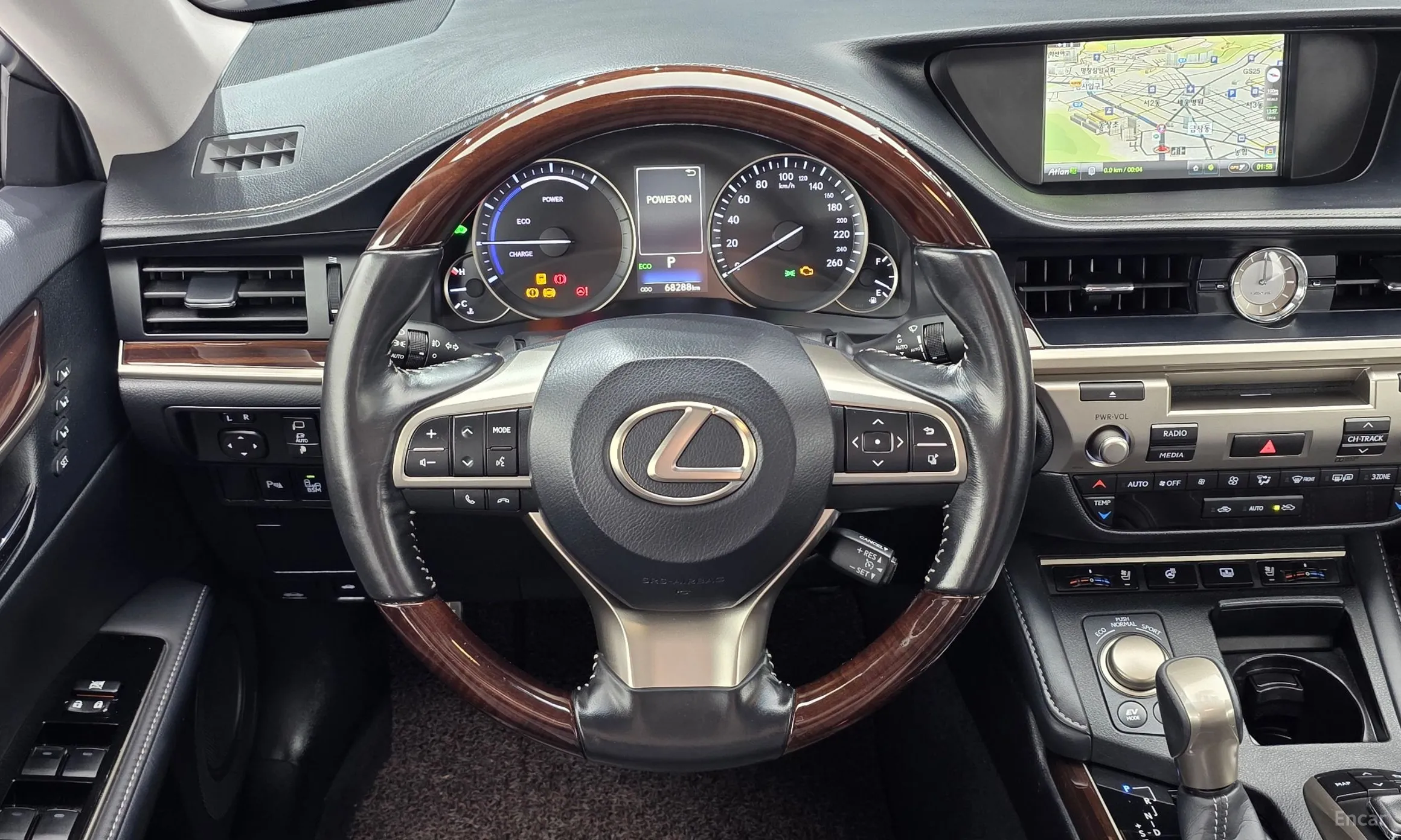 Lexus New ES300h превью 13