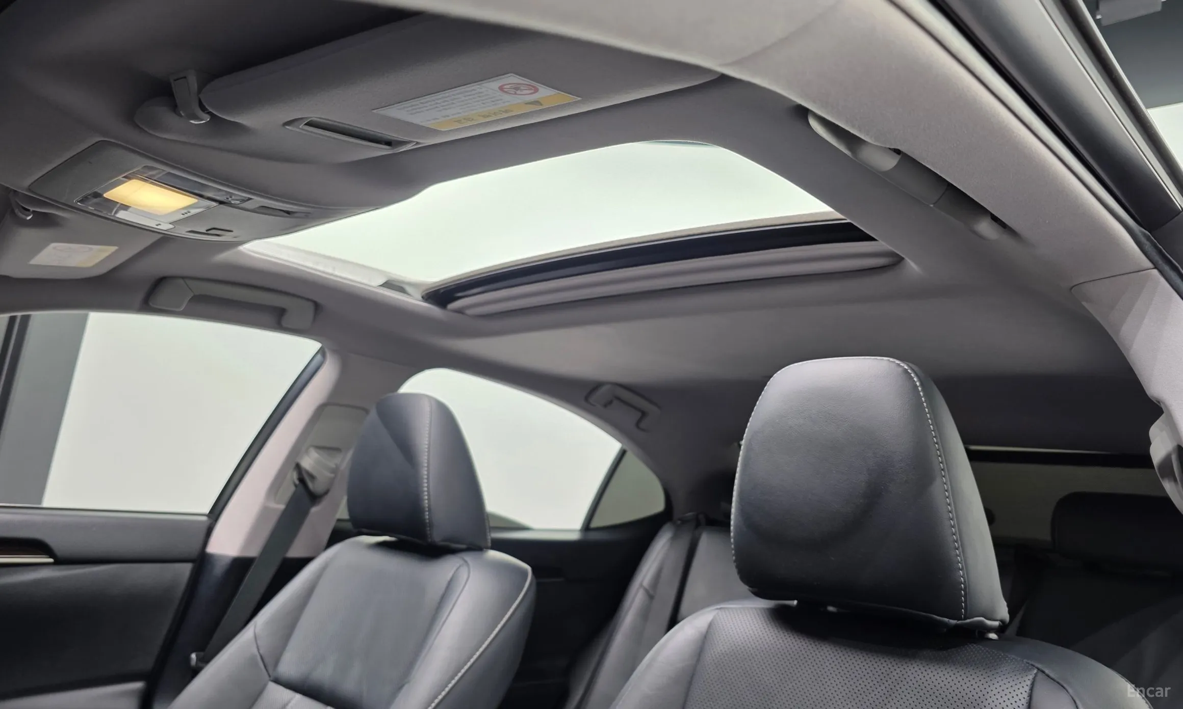 Lexus New ES300h превью 19