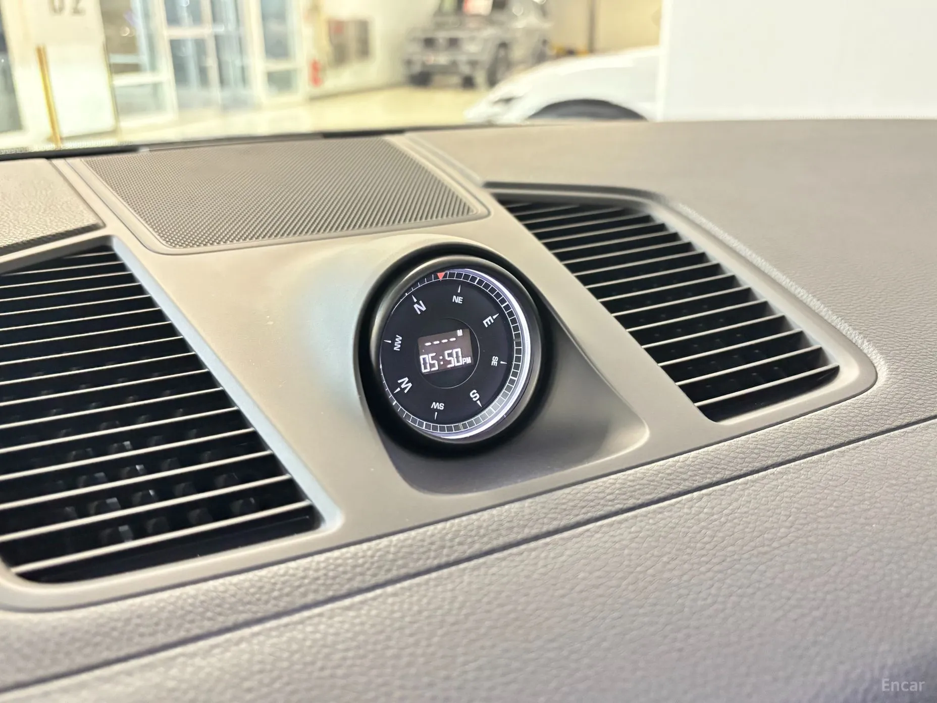 Porsche Cayenne (PO536) превью 15