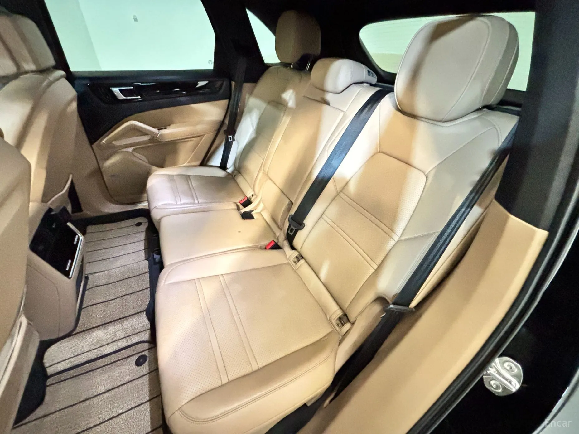 Porsche Cayenne (PO536) превью 9