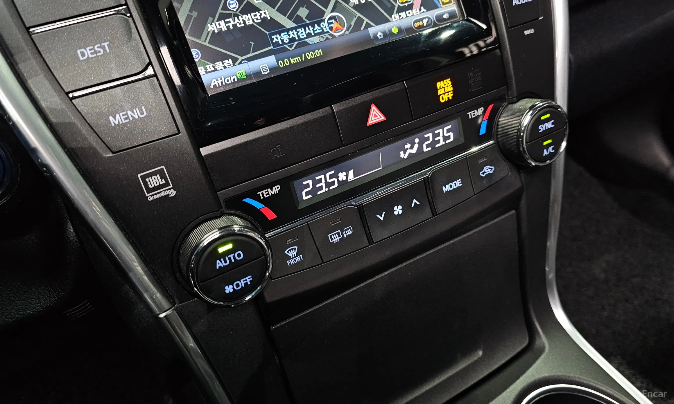 Toyota New Camry превью 17