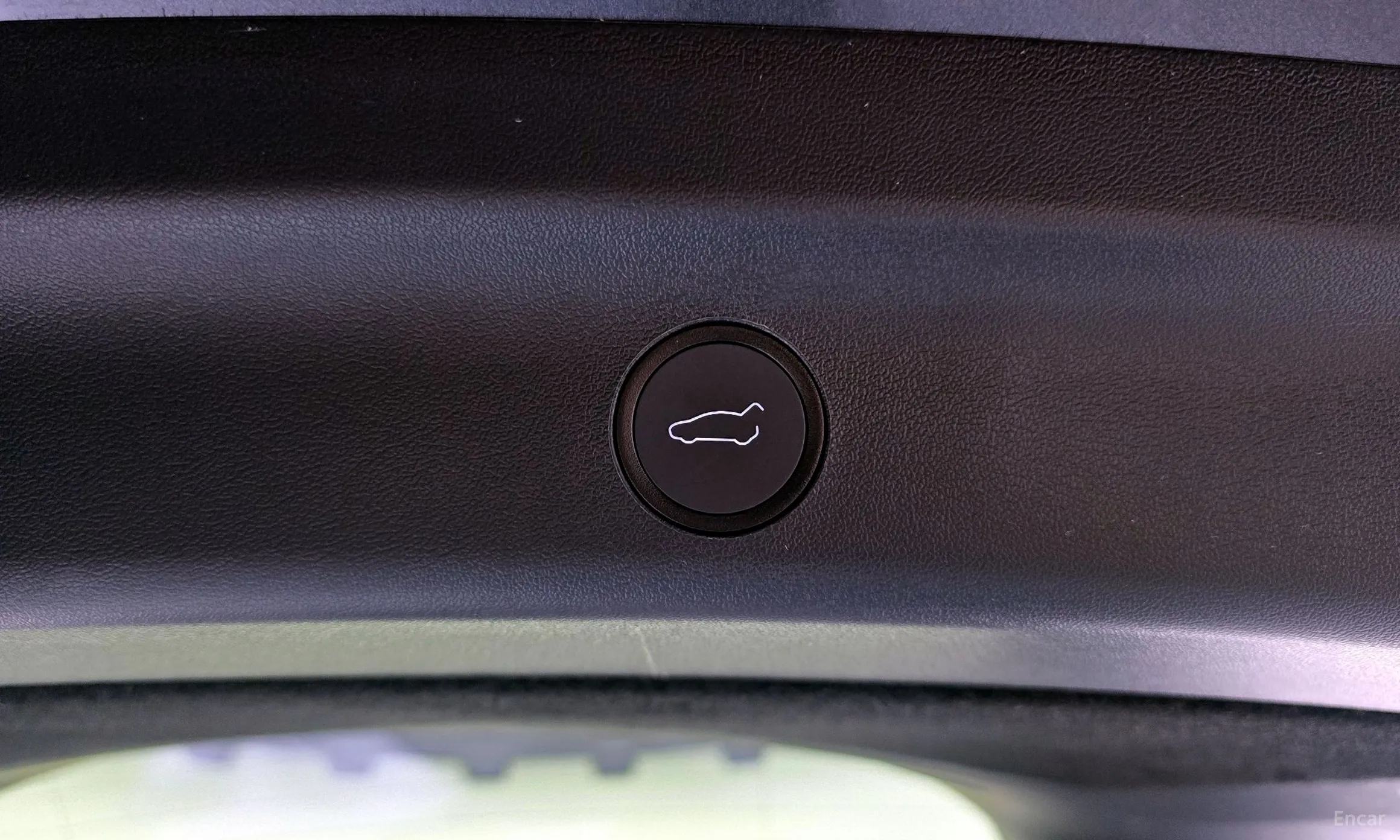 Tesla Model Y превью 20