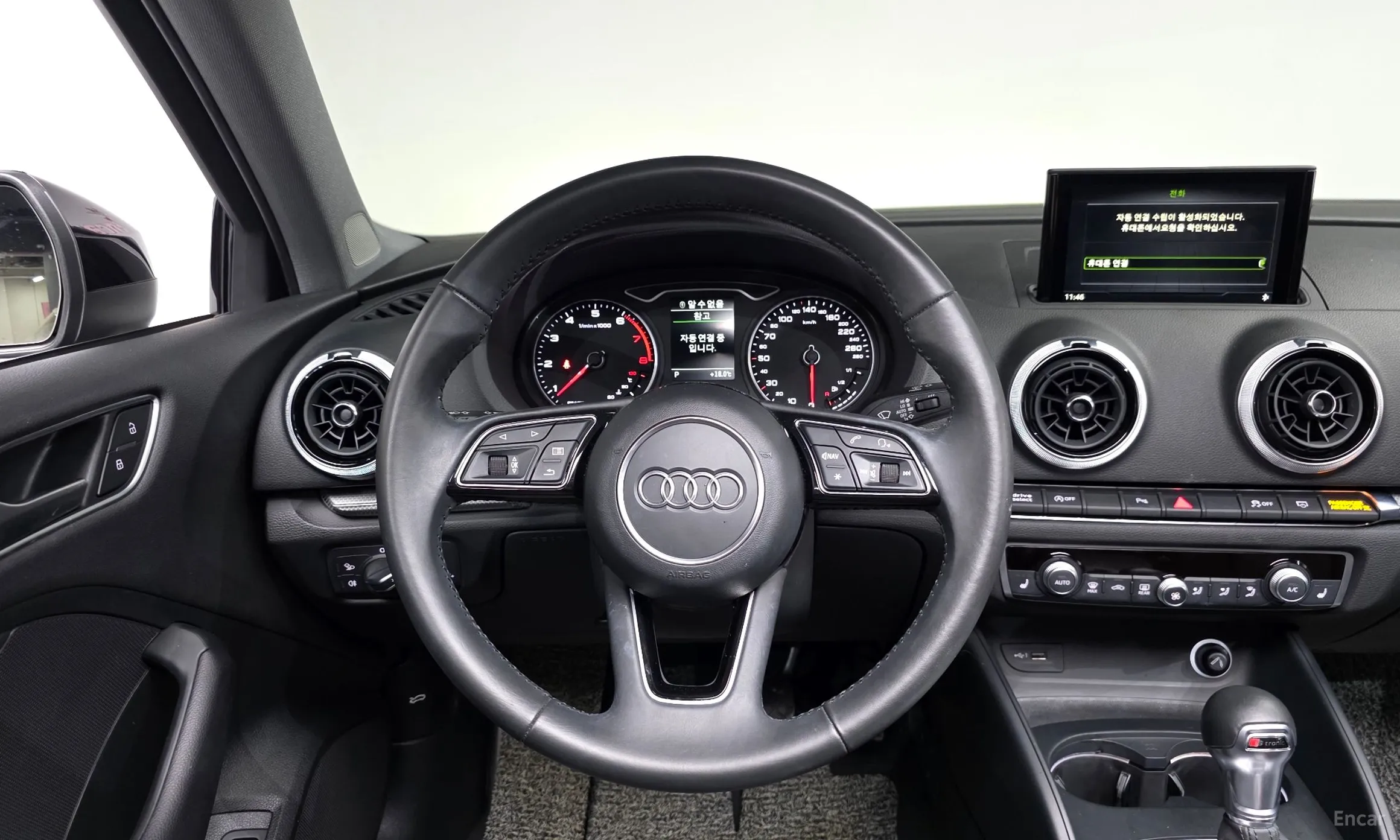 Audi New A3 превью 13